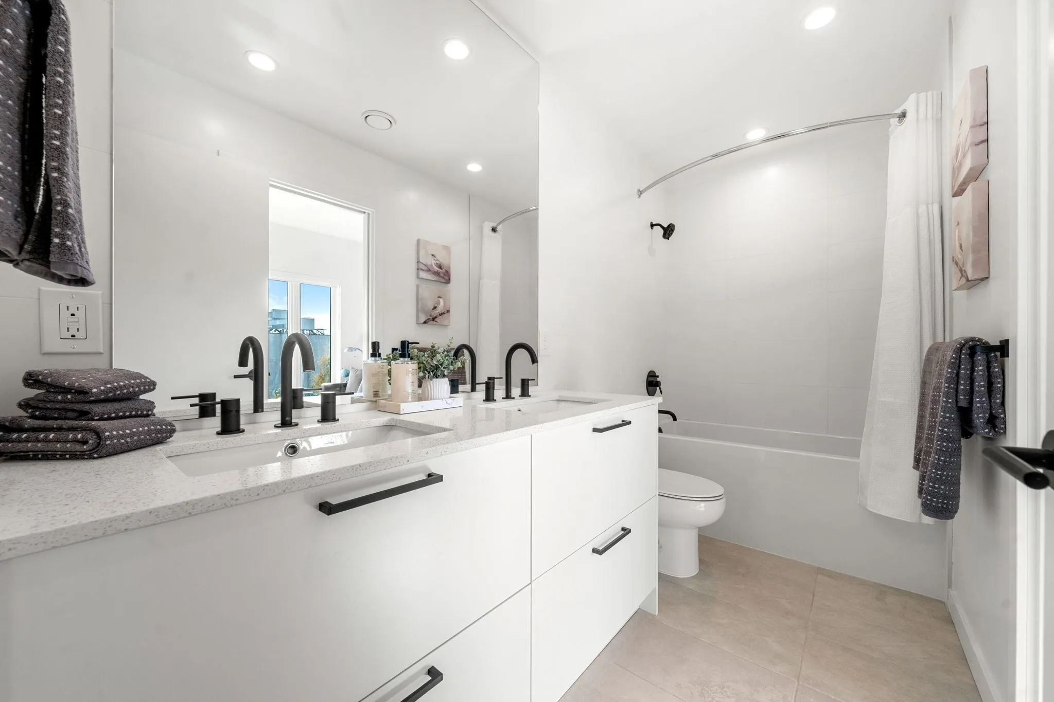555 E 2nd Street #157