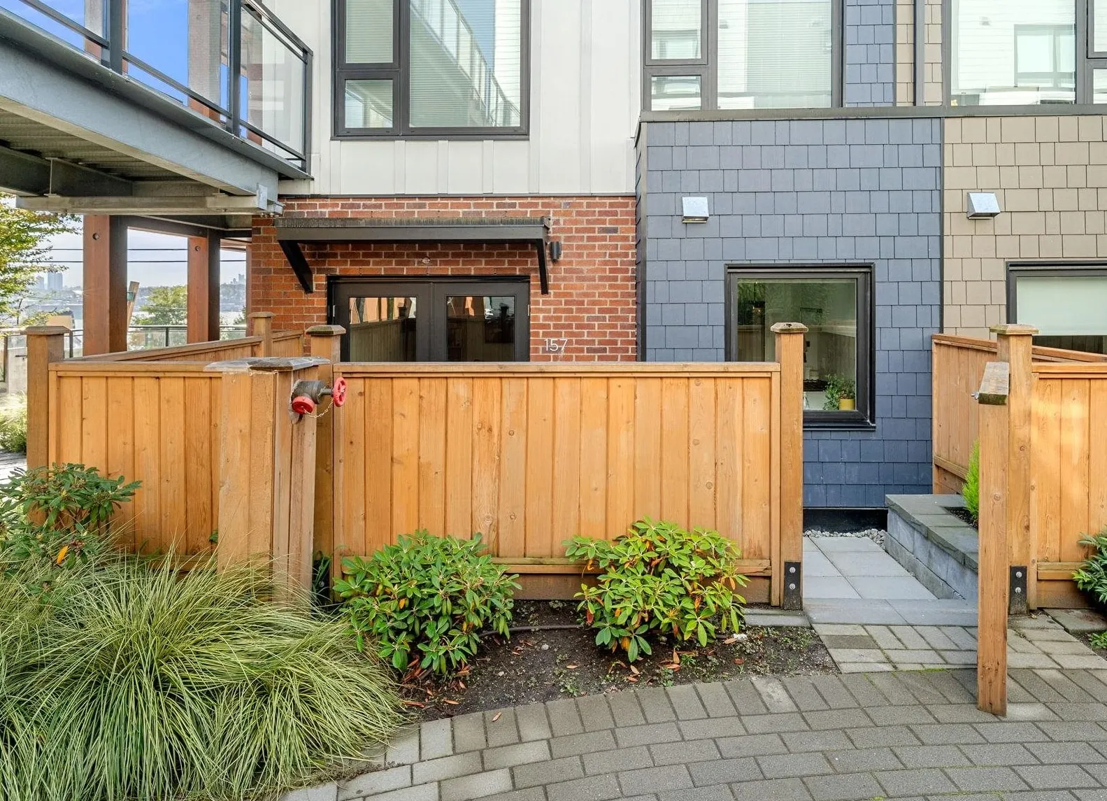 555 E 2nd Street #157