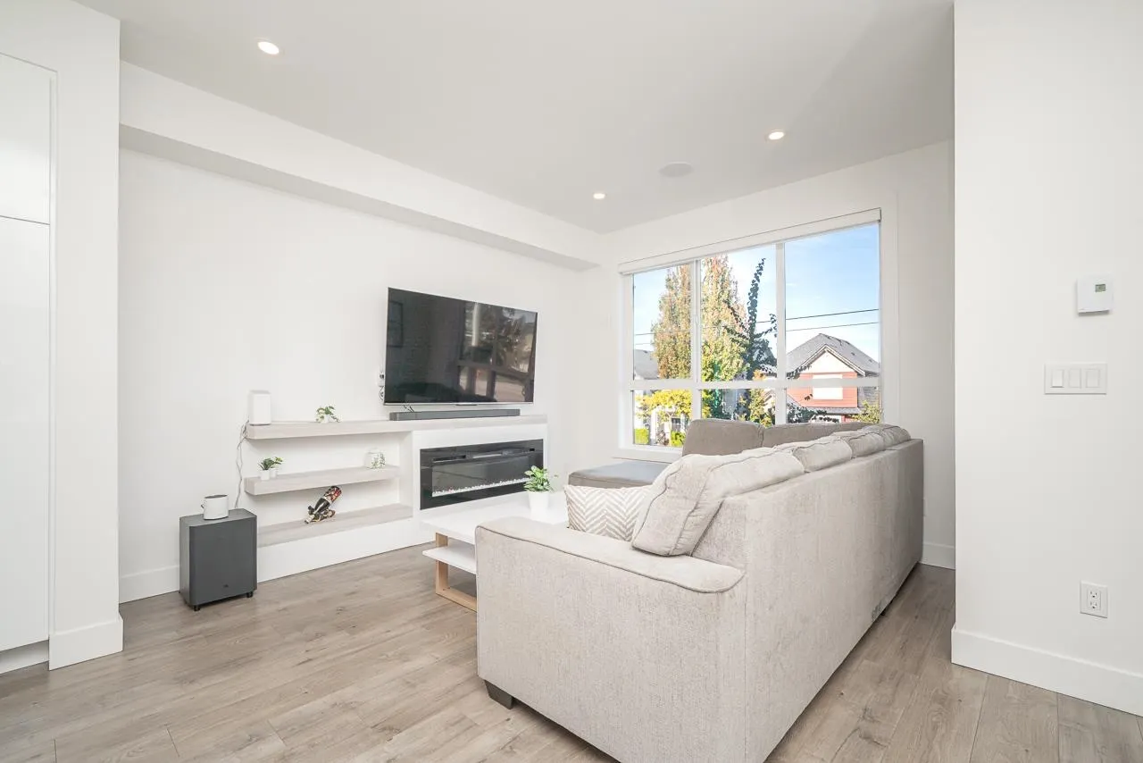 7177 194a Street #14