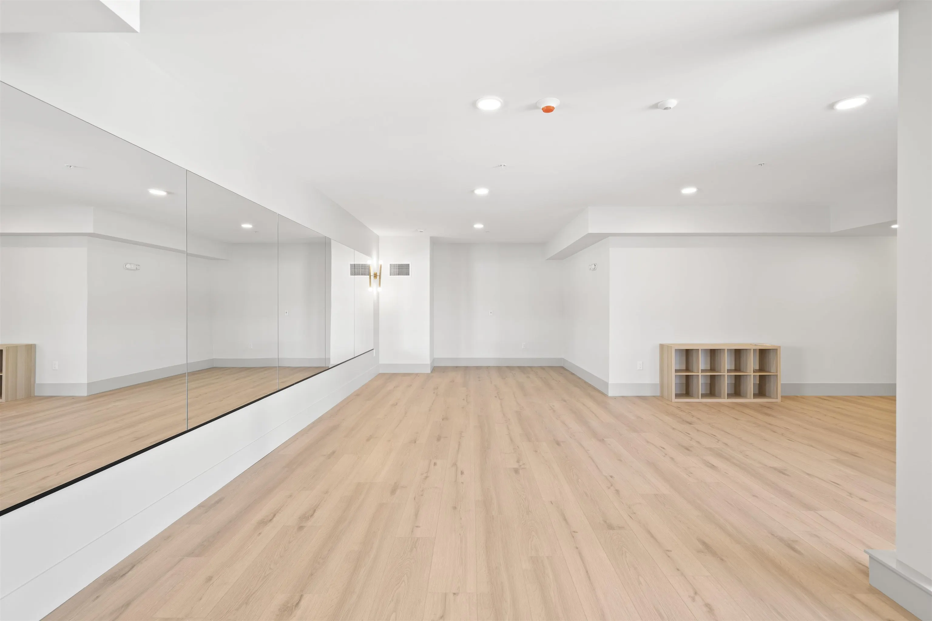 20769 Fraser Highway #401
