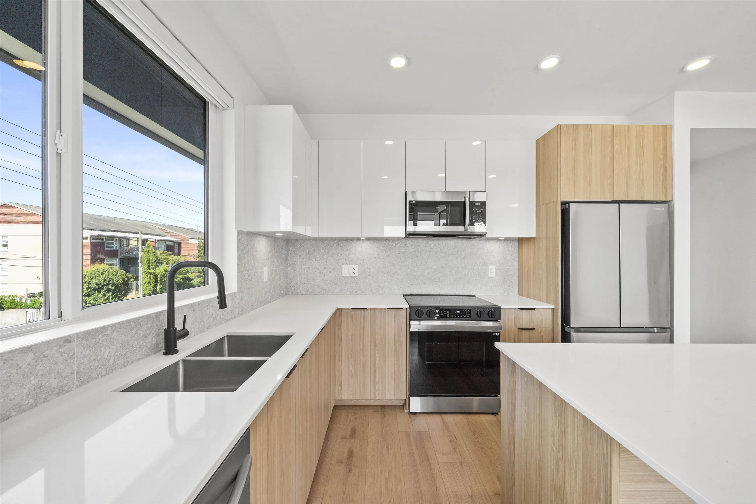20769 Fraser Highway #401