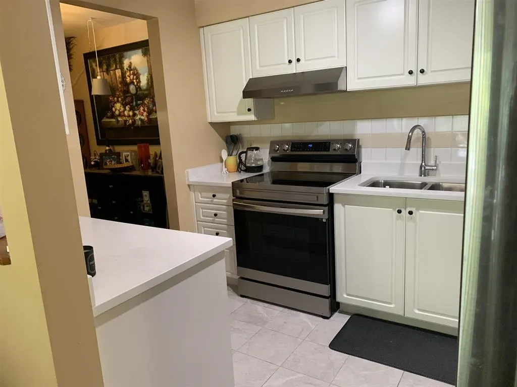 1148 Westwood Street #215