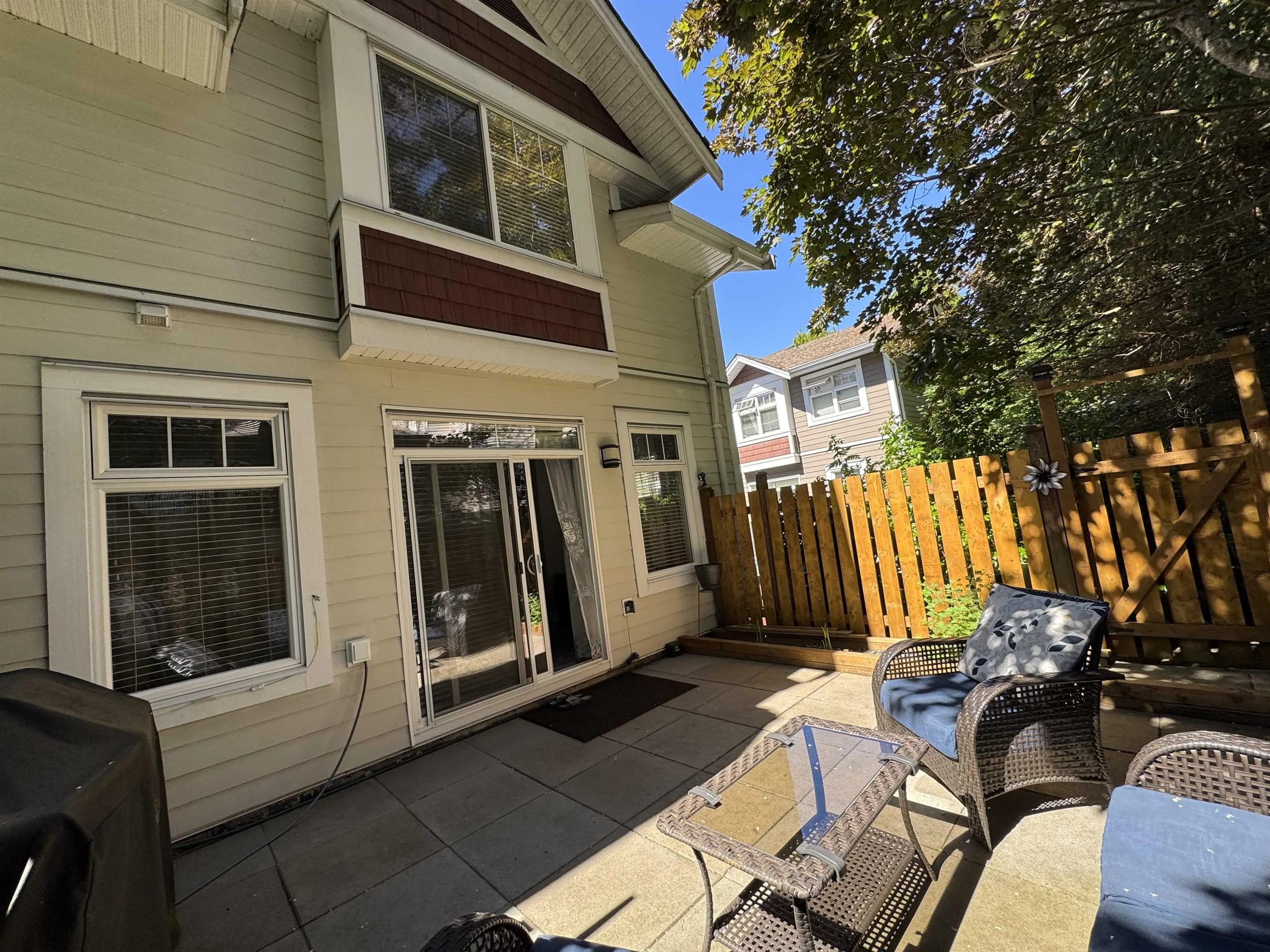 2689 Parkway Drive #19