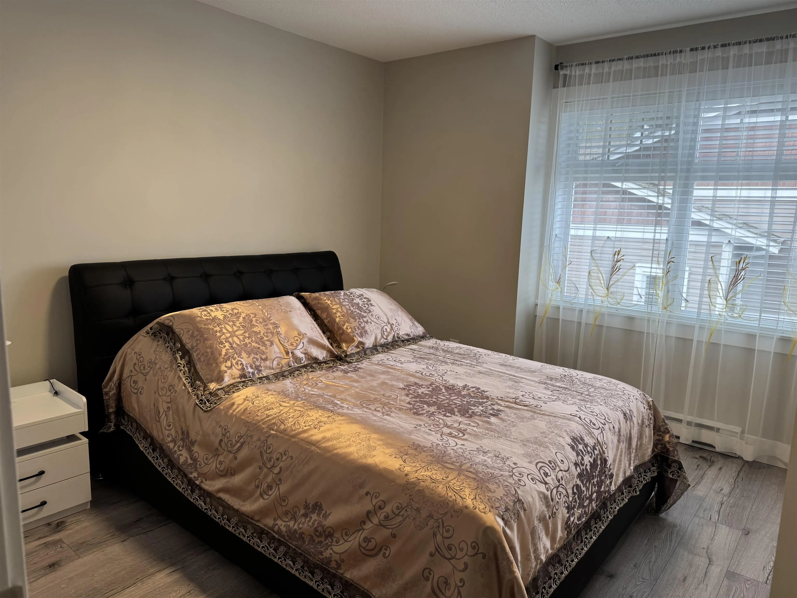 2689 Parkway Drive #19