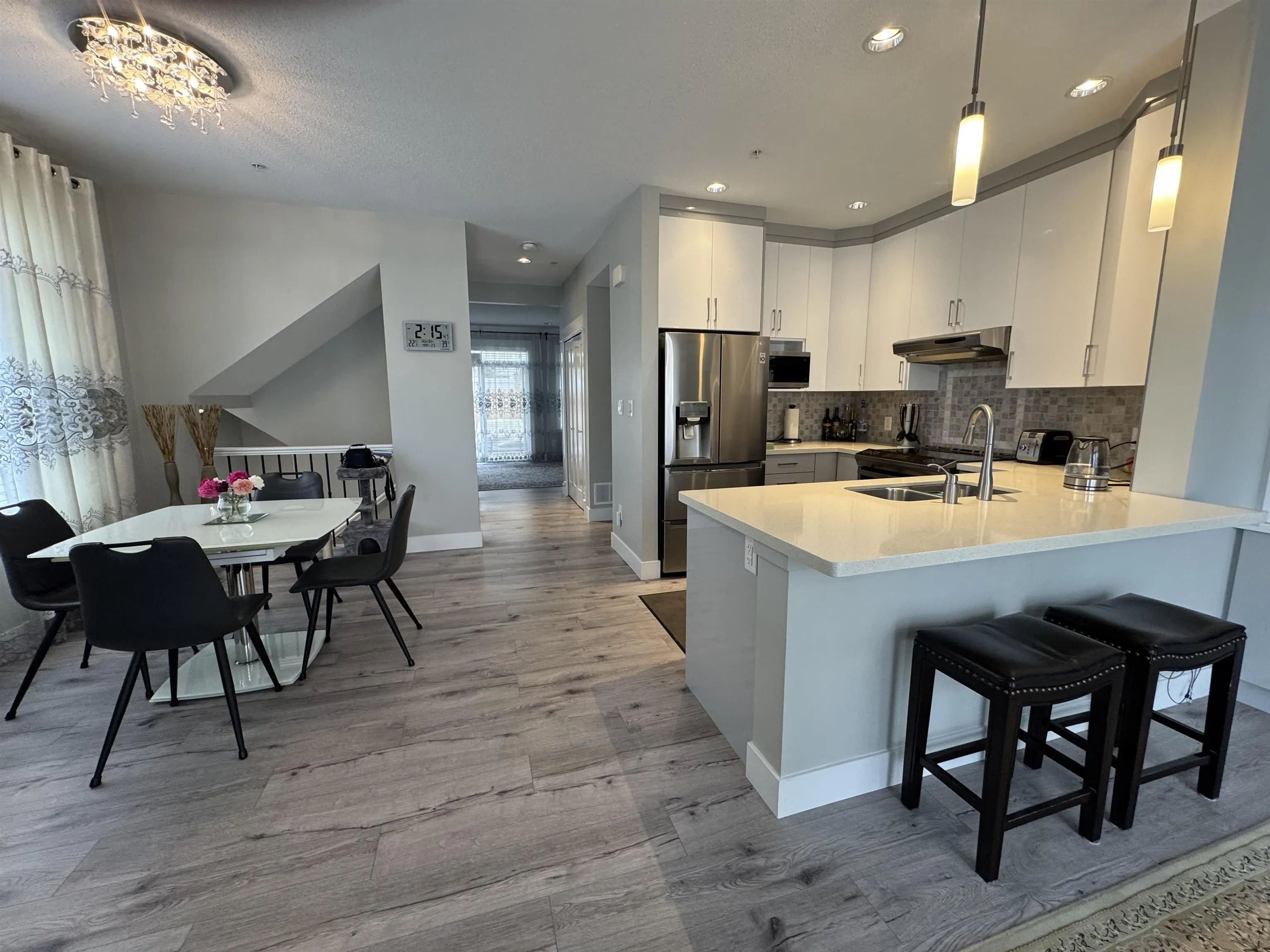 2689 Parkway Drive #19
