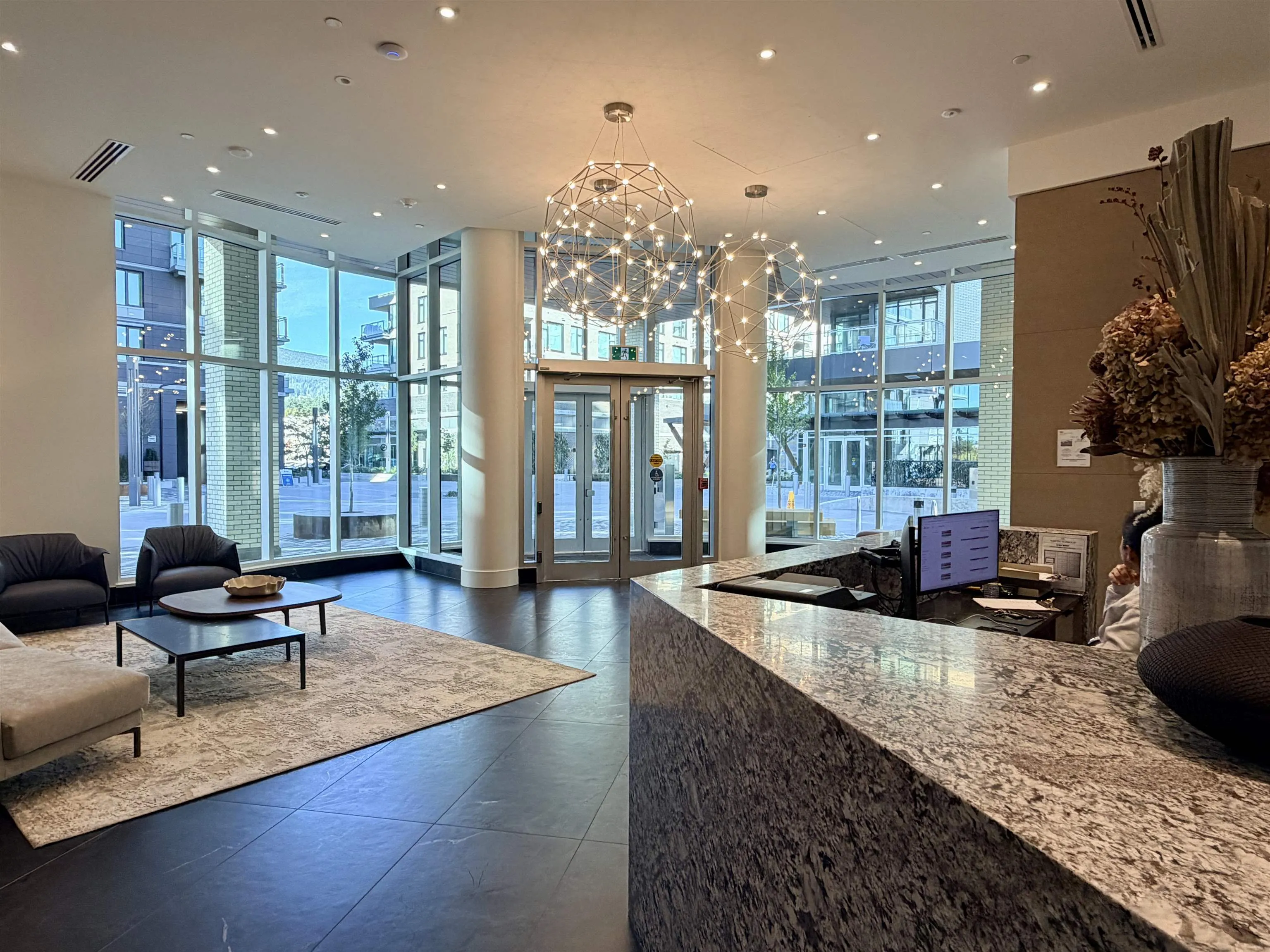 785 Harbour Way #304