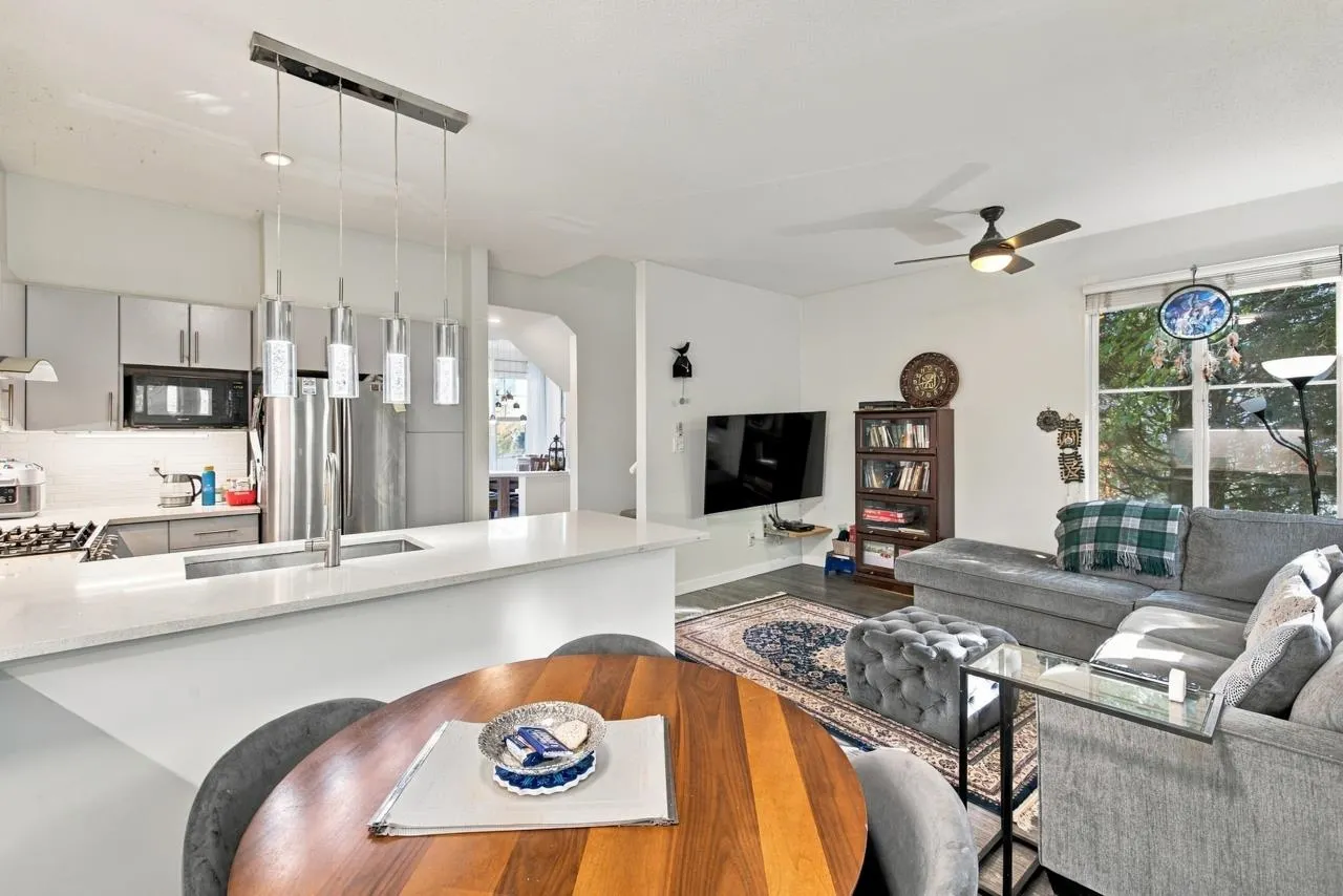 15152 62a Avenue #10