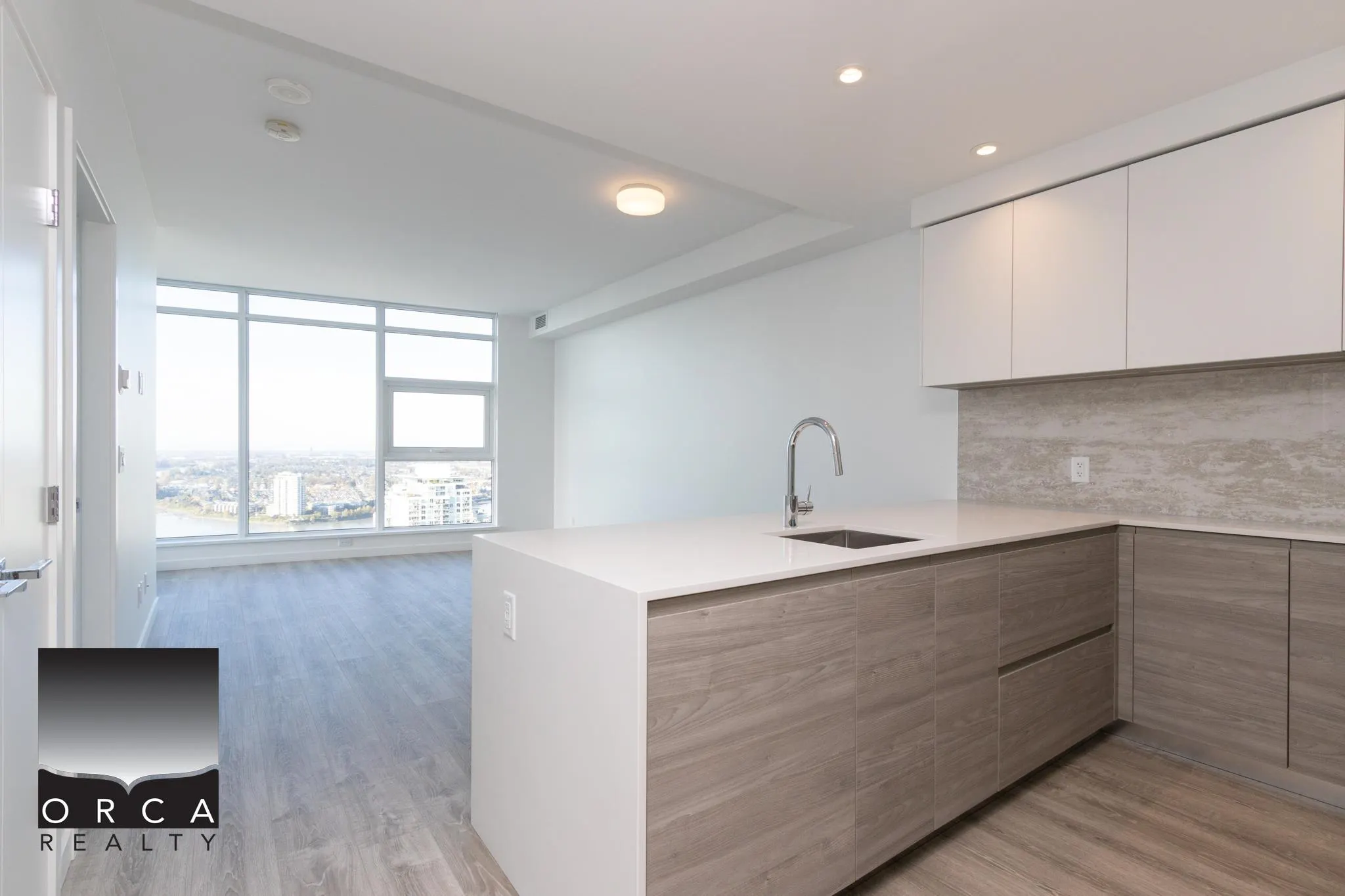 680 Quayside Drive #3302