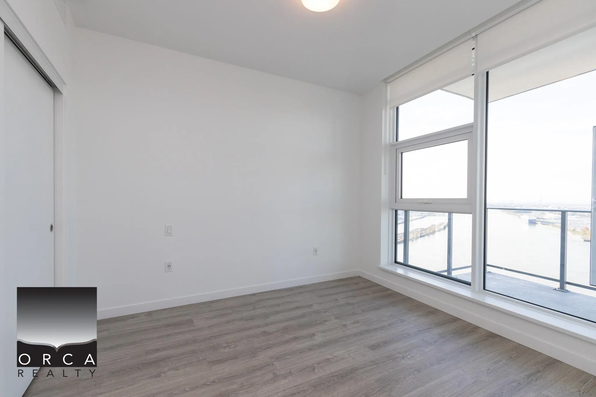 680 Quayside Drive #3302