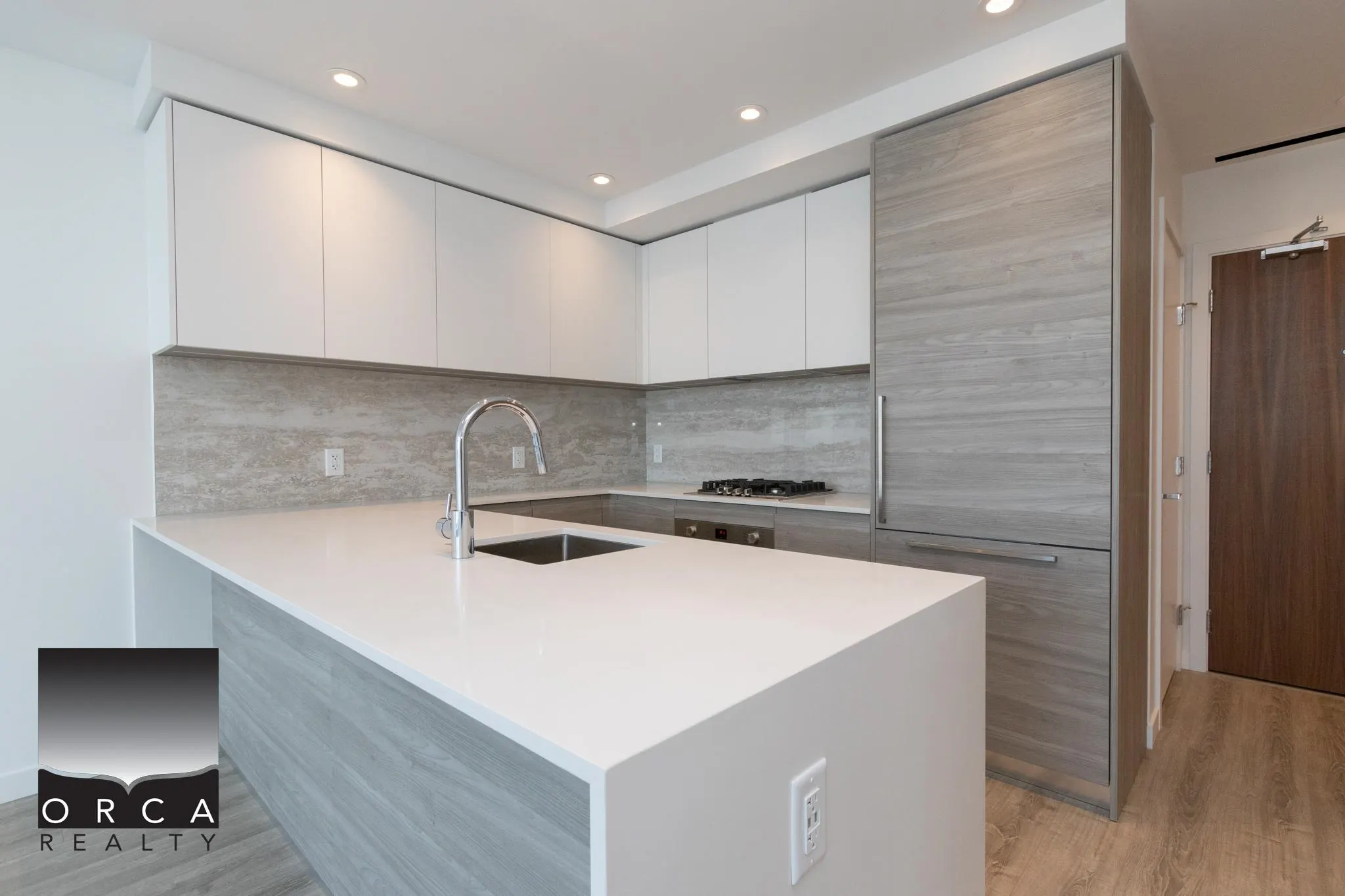680 Quayside Drive #3302