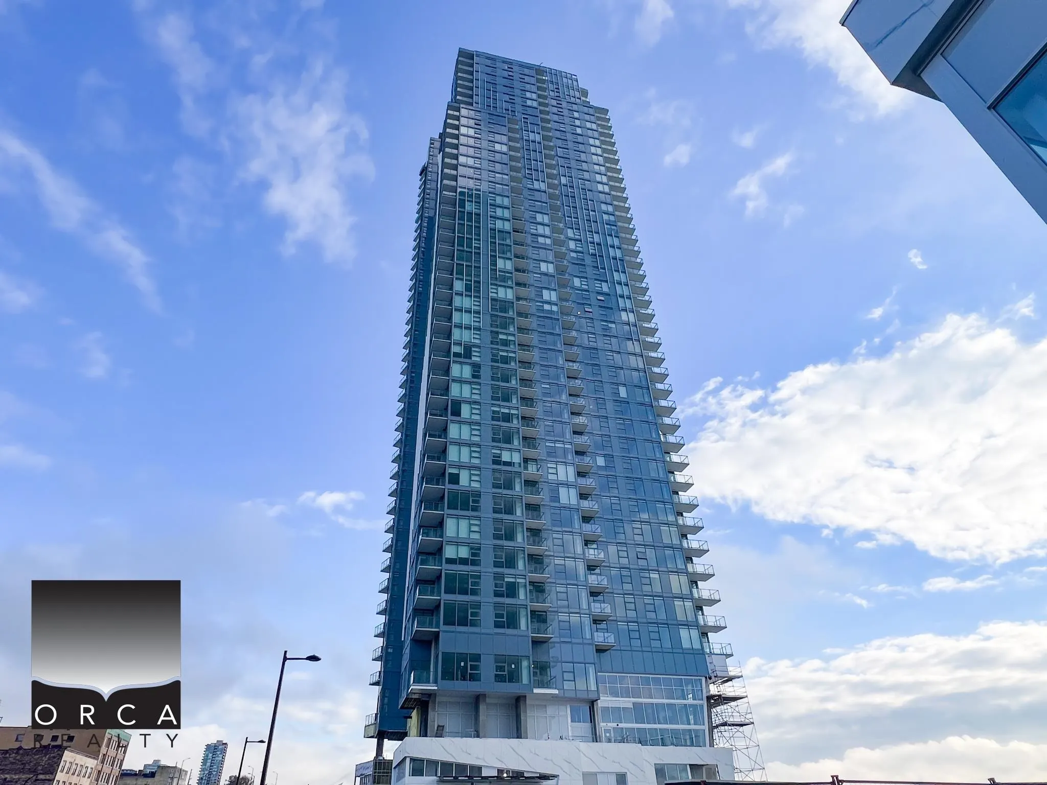 680 Quayside Drive #3302