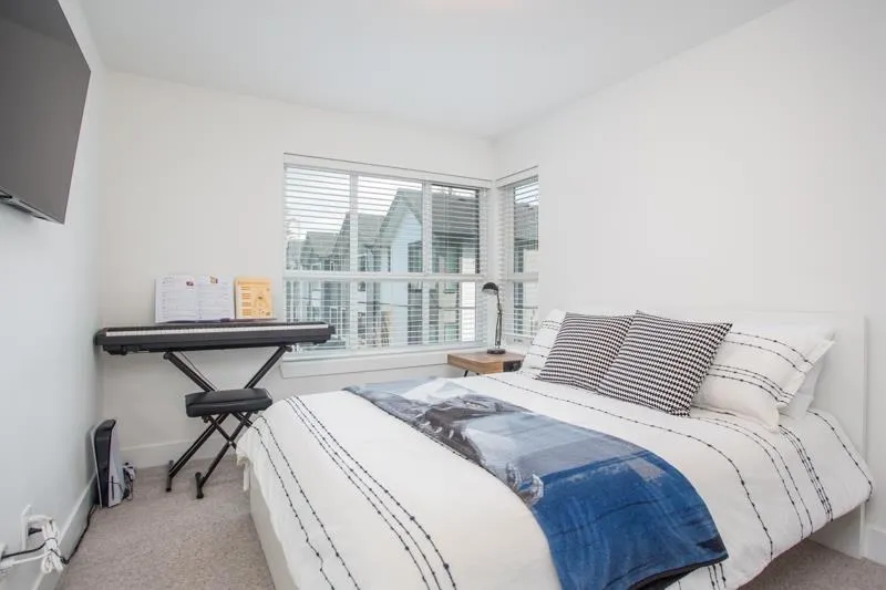 16760 25 Avenue #36
