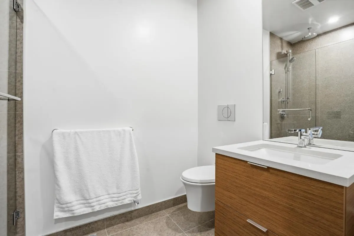 6707 Nelson Avenue #406