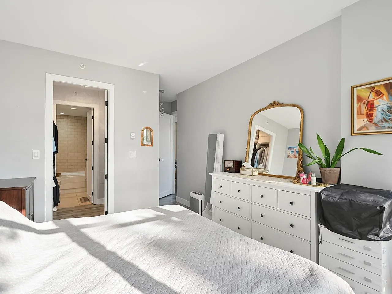 9300 University Crescent #401