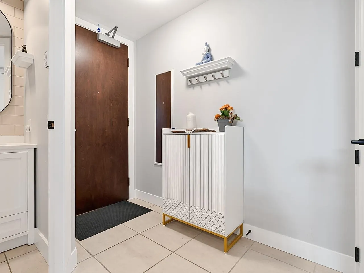 9300 University Crescent #401