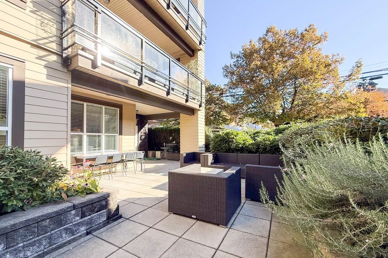 3205 Mountain #402