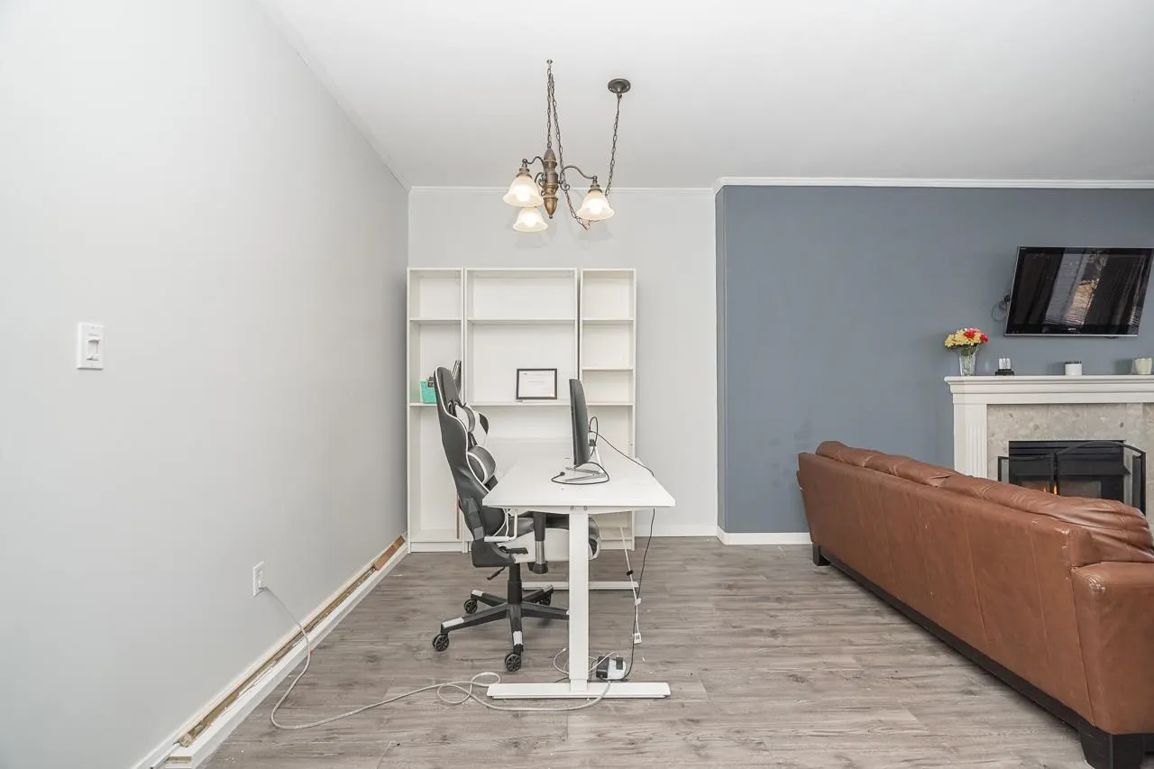 20680 56 Avenue #213