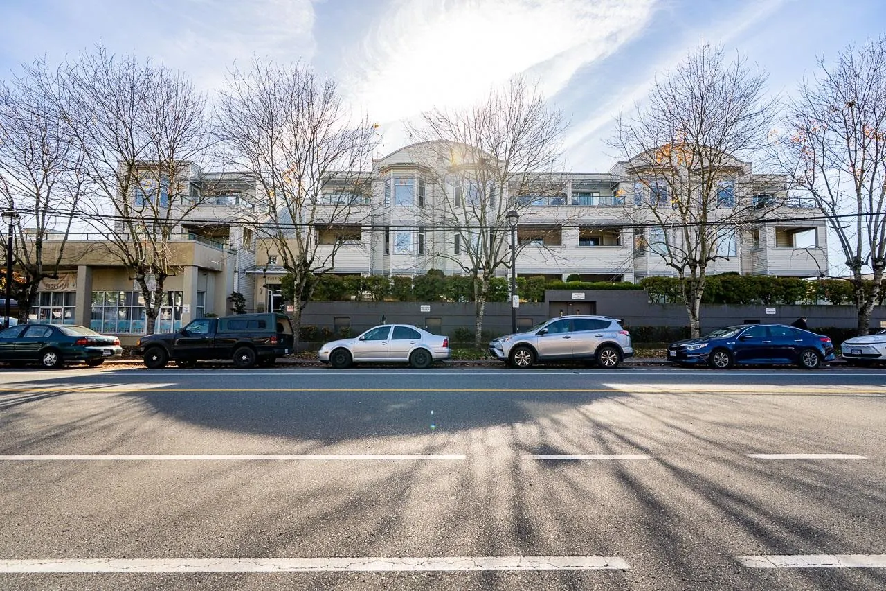20680 56 Avenue #213