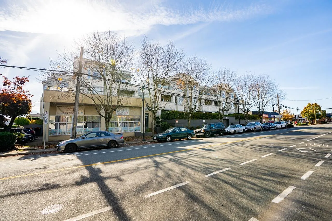 20680 56 Avenue #213