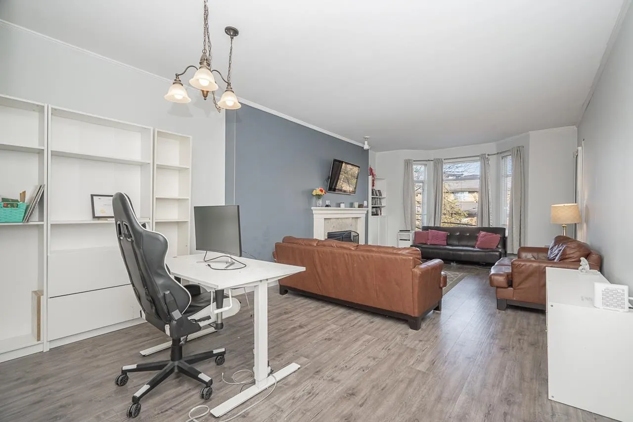 20680 56 Avenue #213