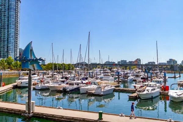 1228 Marinaside Crescent #302