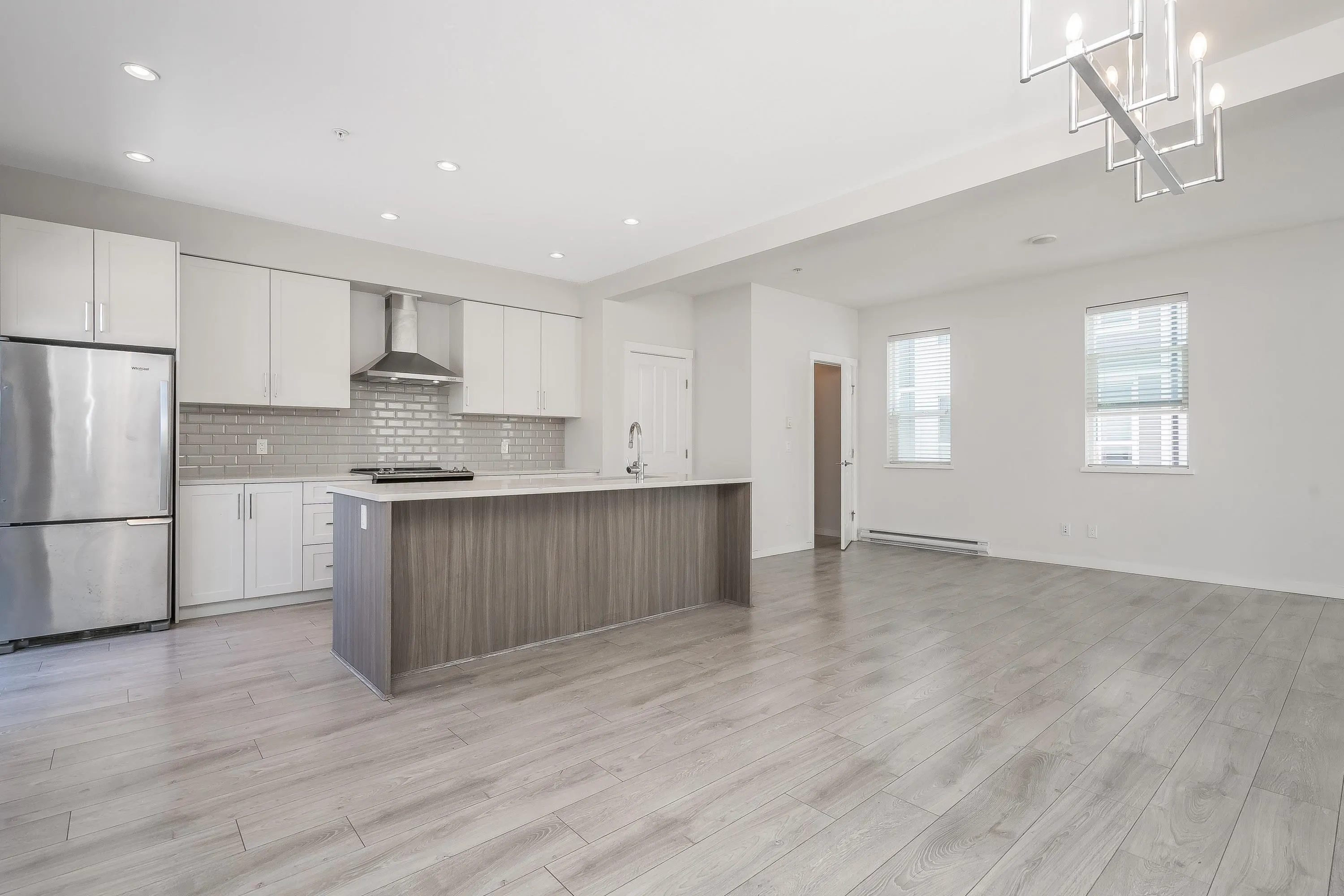 20723 Fraser Highway #01
