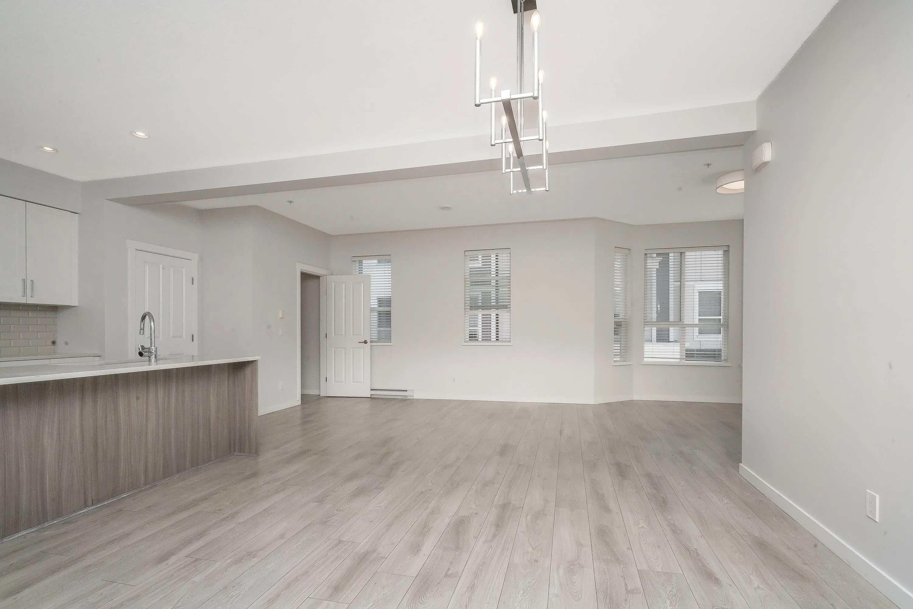 20723 Fraser Highway #01