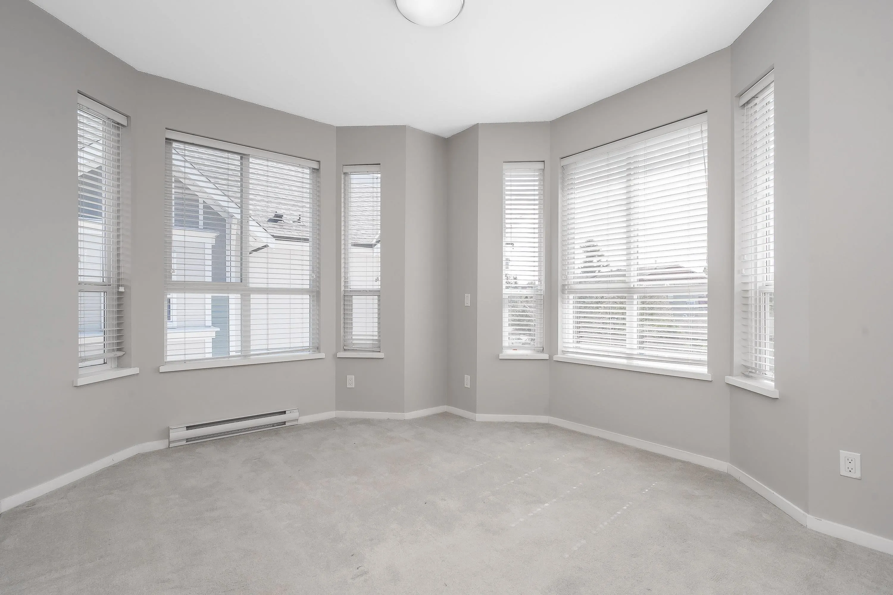 20723 Fraser Highway #01