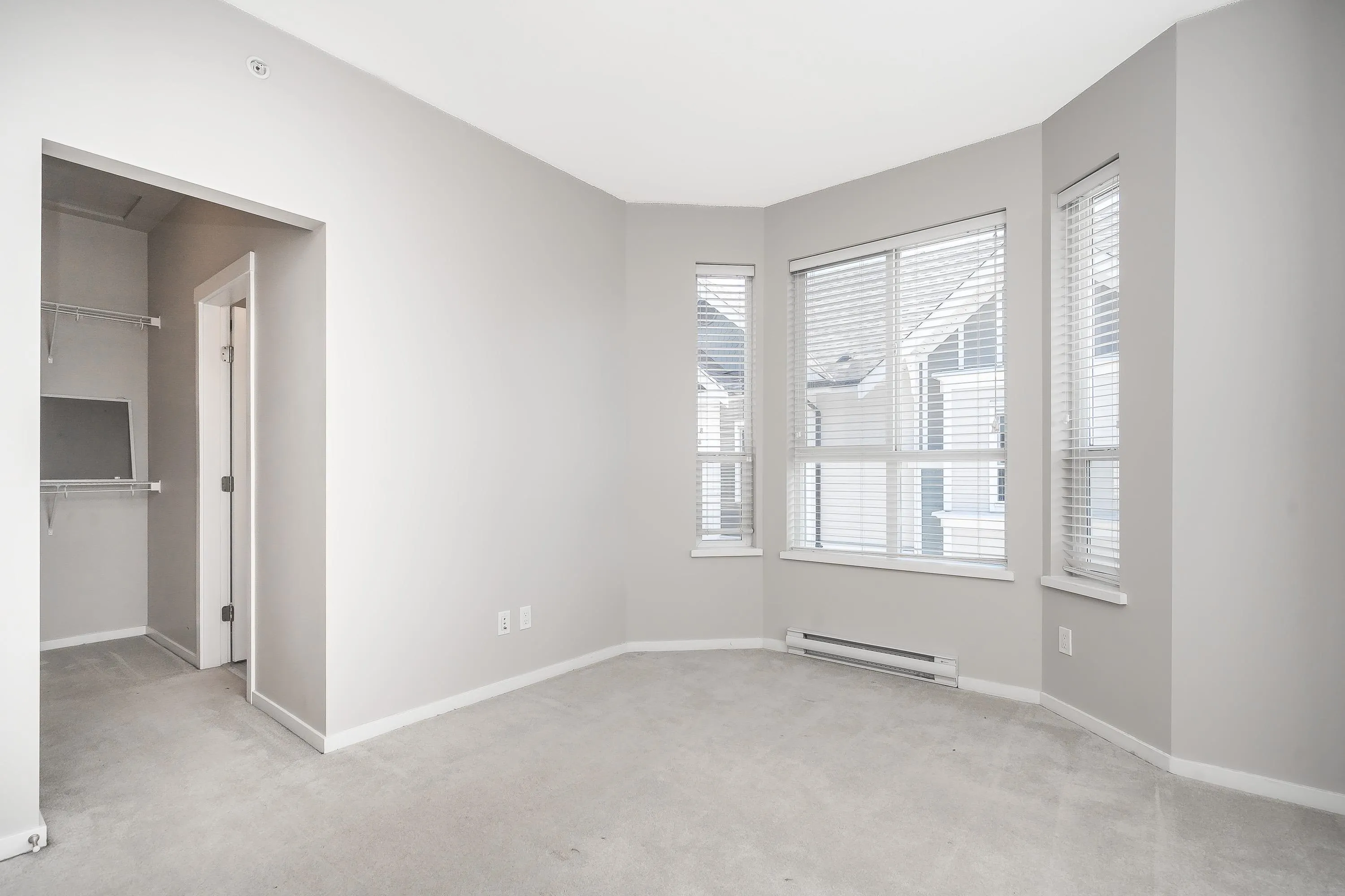 20723 Fraser Highway #01
