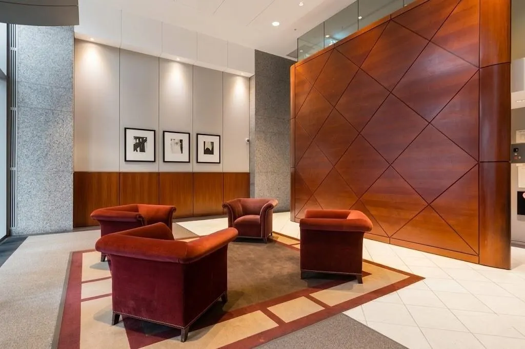 1200 W Georgia Street #3304