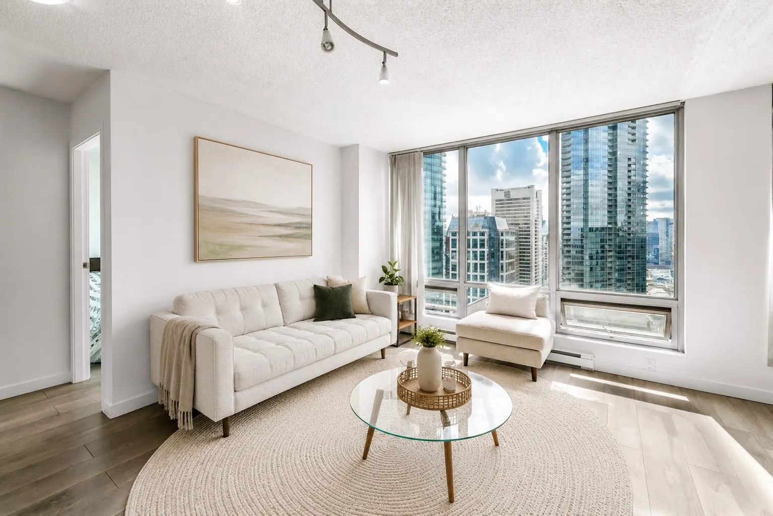 1200 W Georgia Street #3304