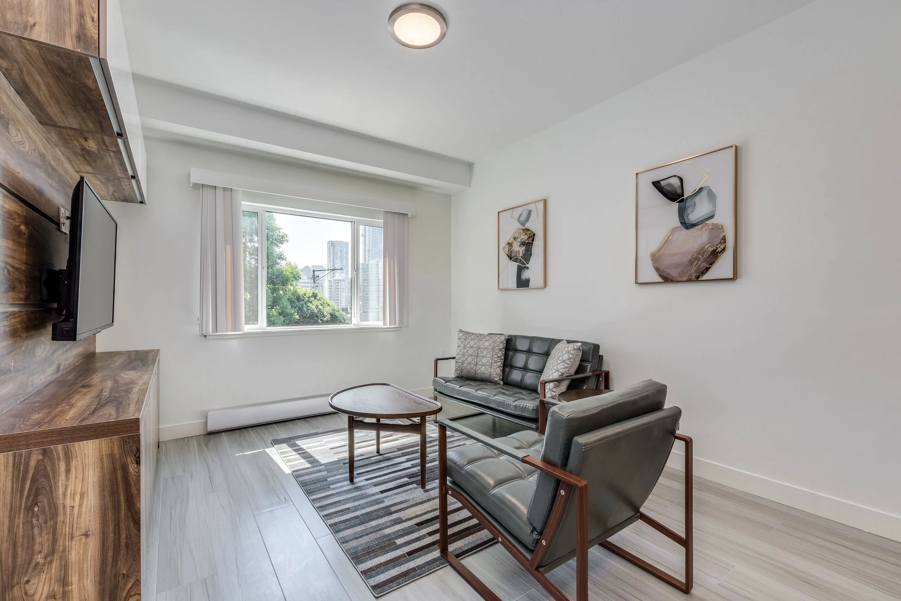 1168 Pendrell Street #207