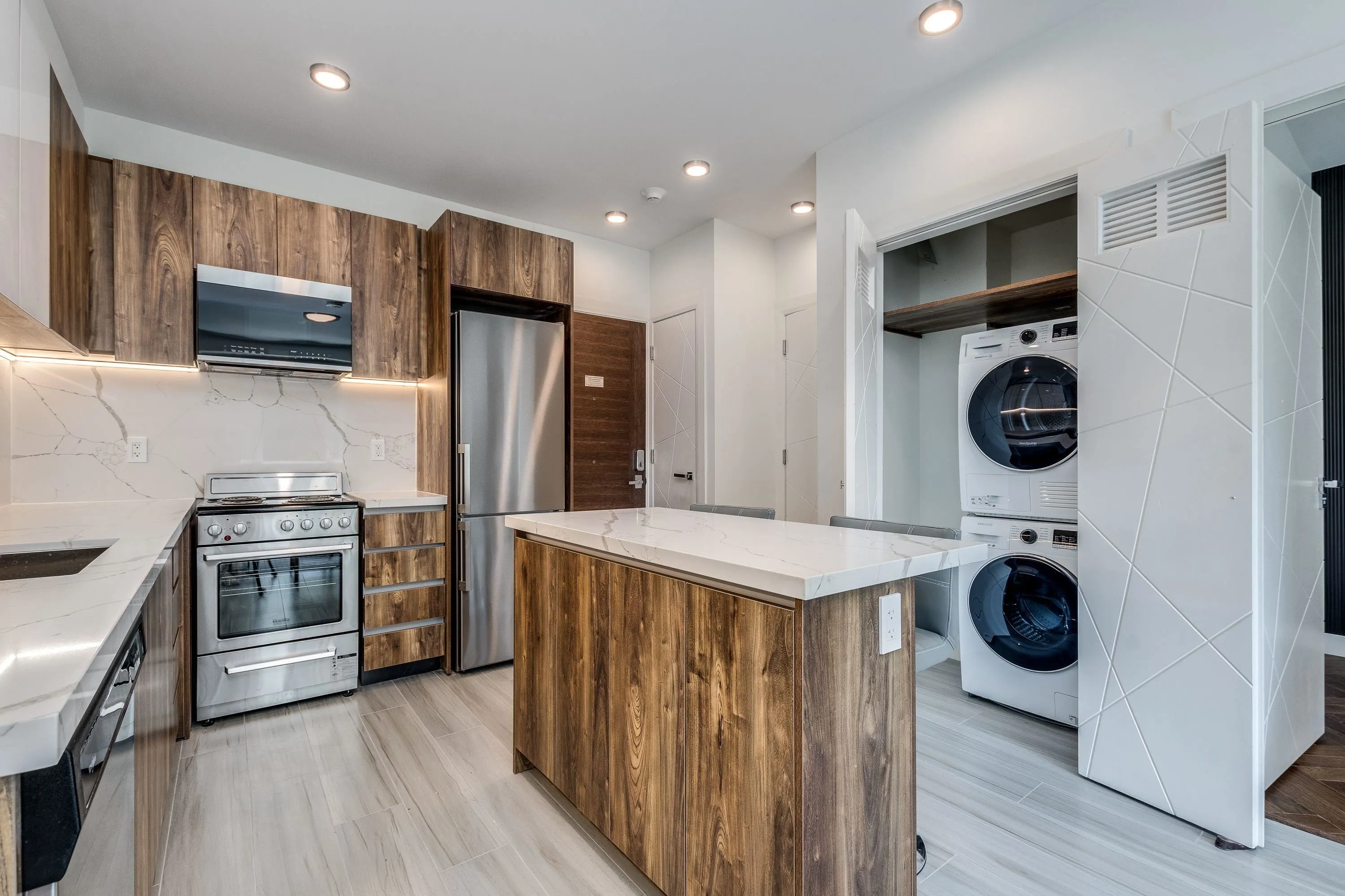 1168 Pendrell Street #207