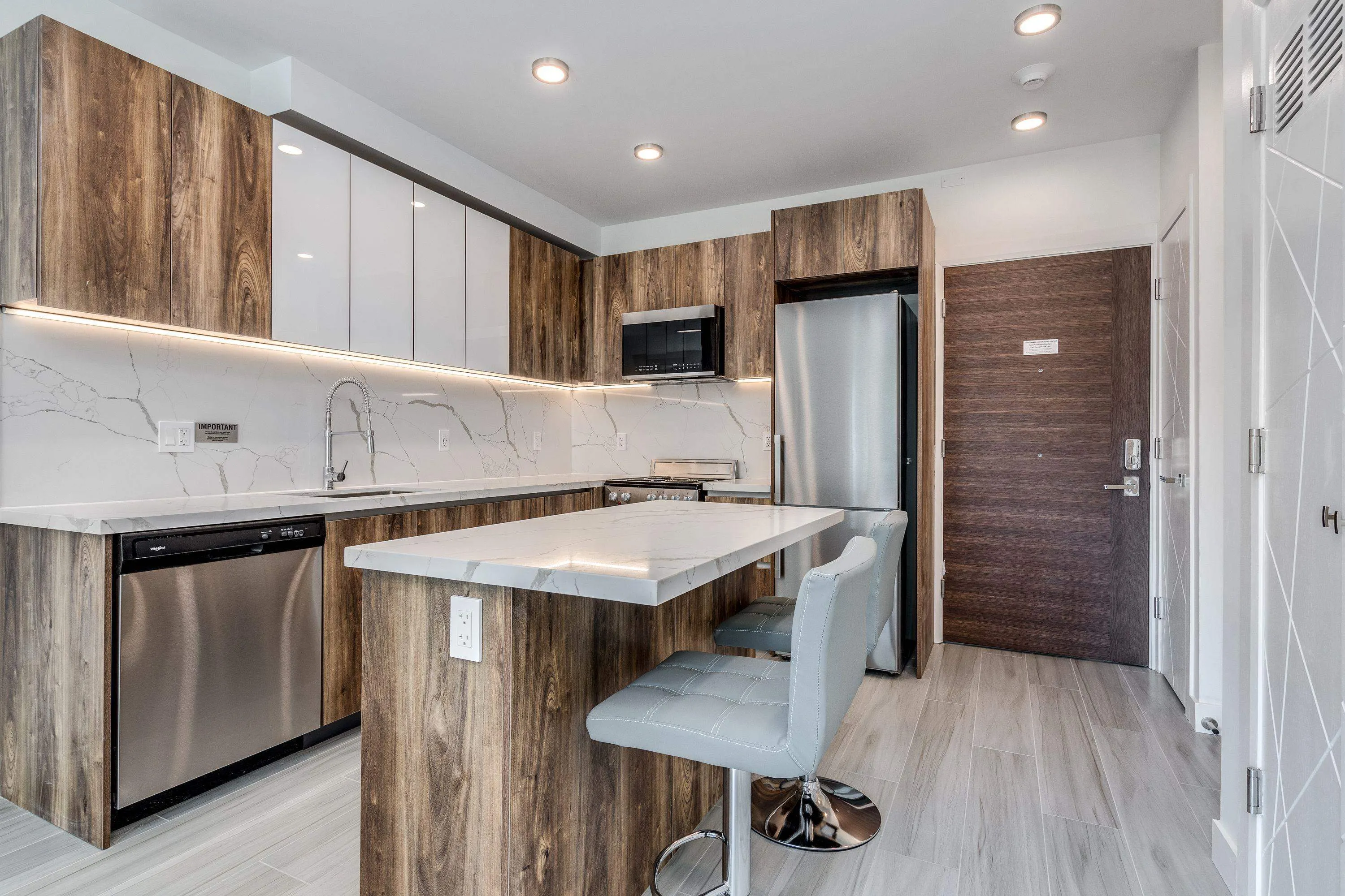 1168 Pendrell Street #207