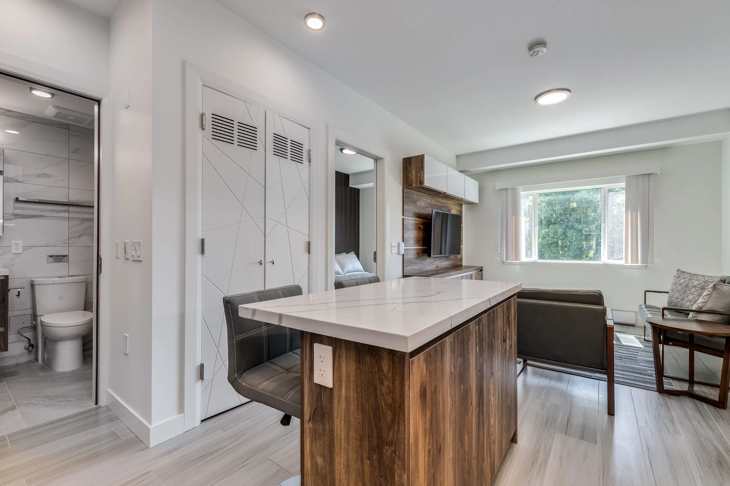 1168 Pendrell Street #207