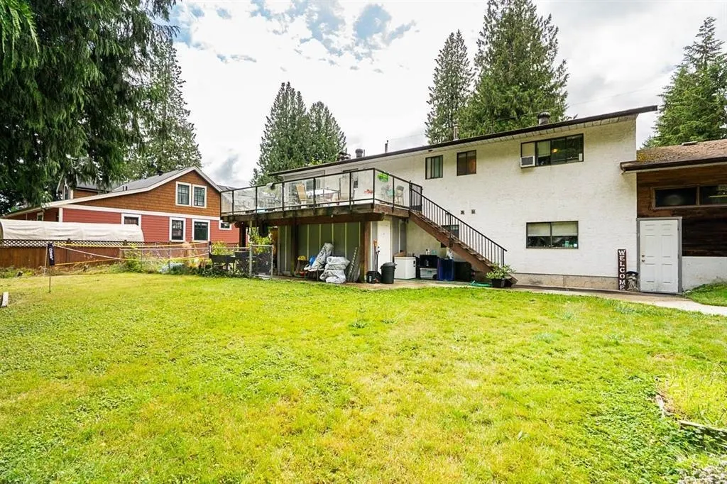 2224 Mouldstade Road