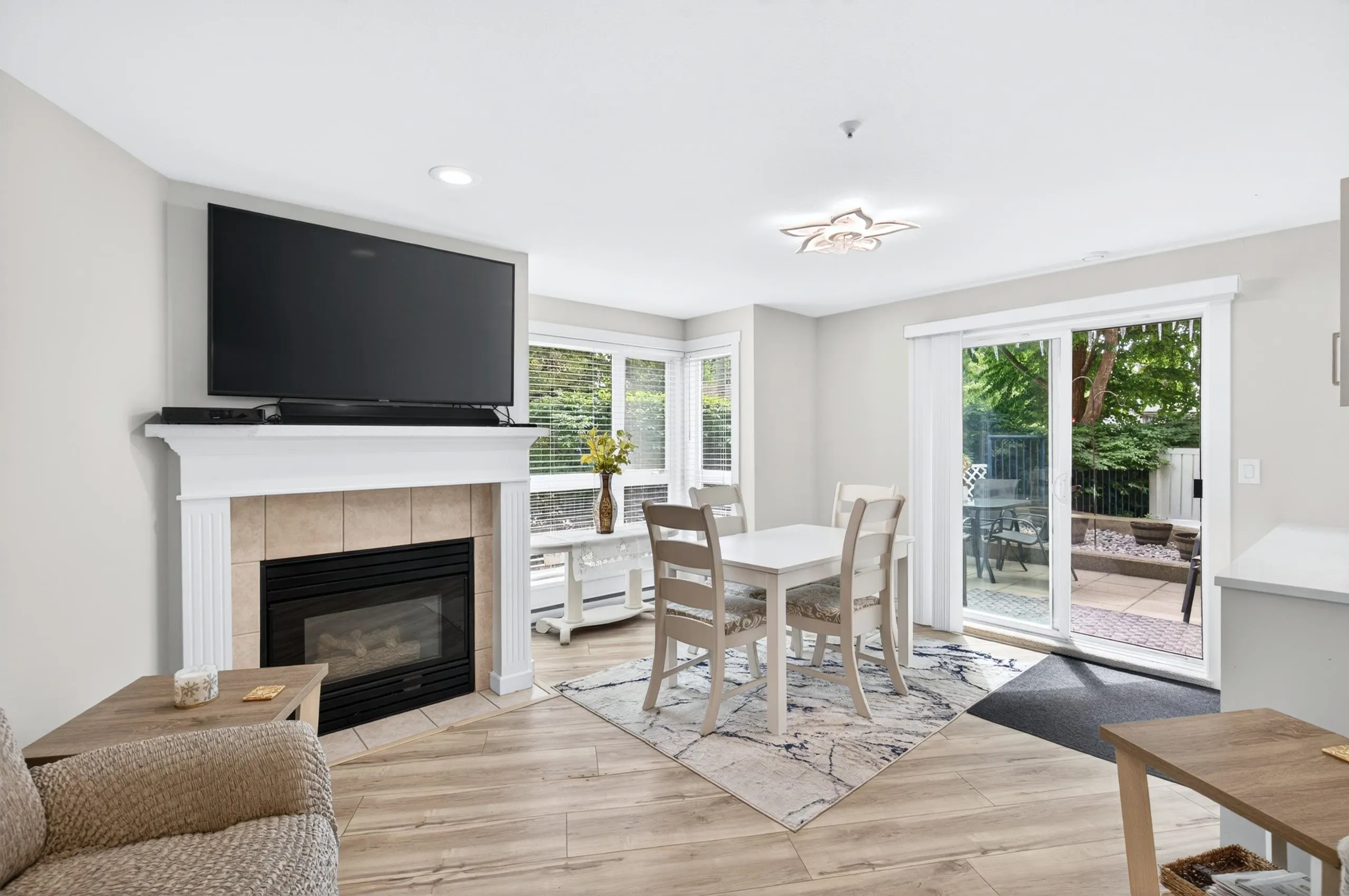 20245 53 Avenue #101