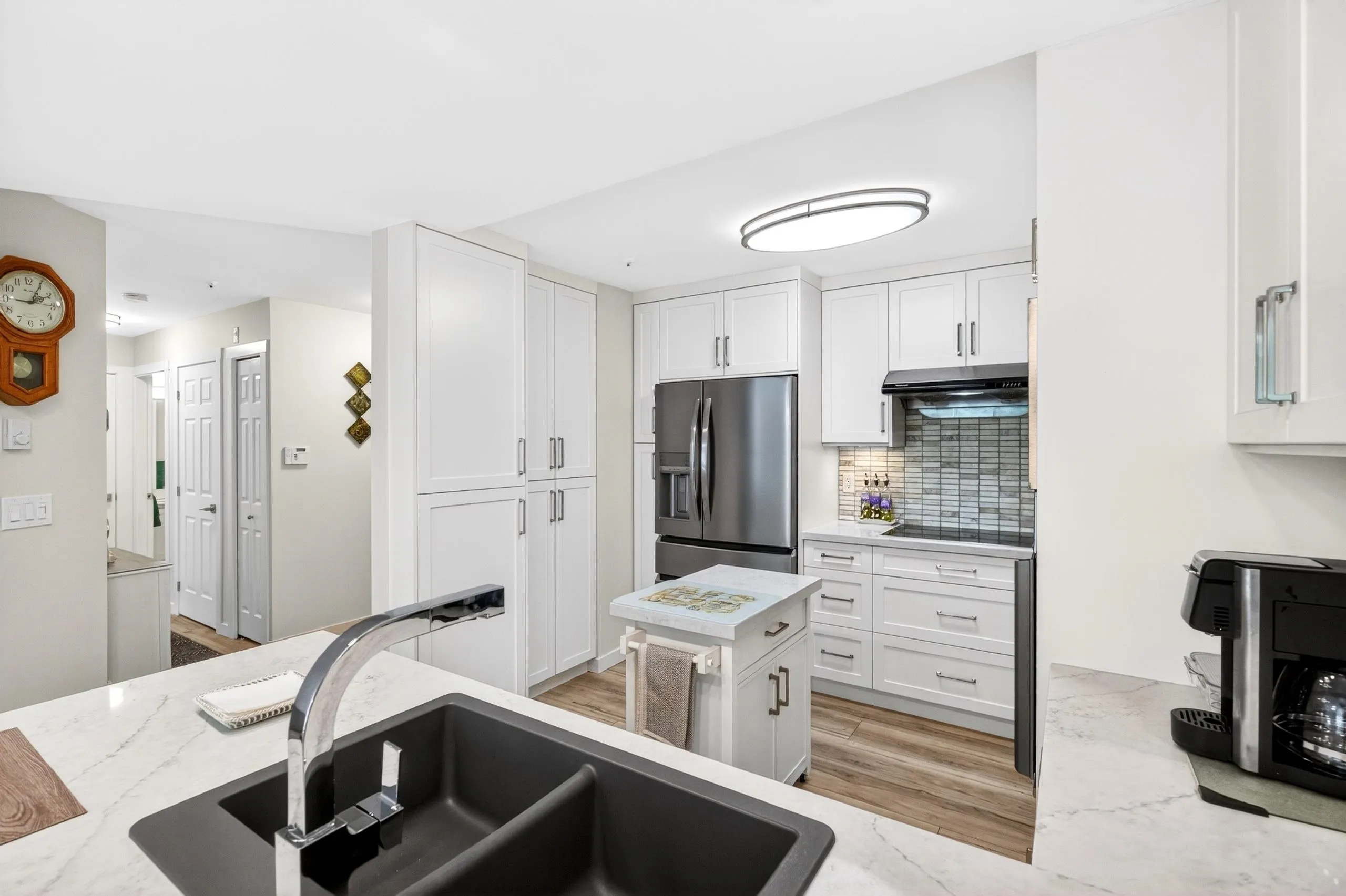 20245 53 Avenue #101