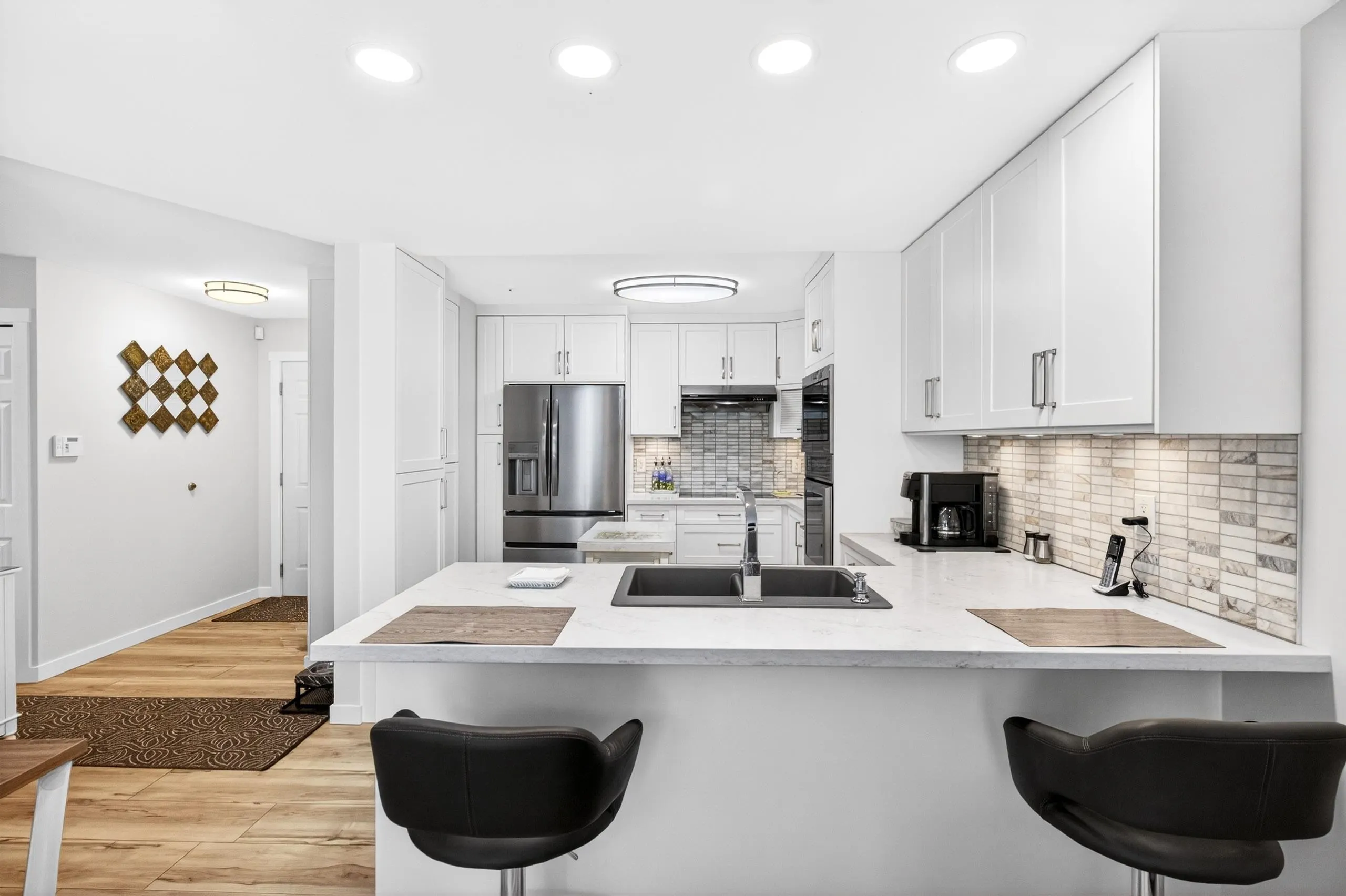 20245 53 Avenue #101