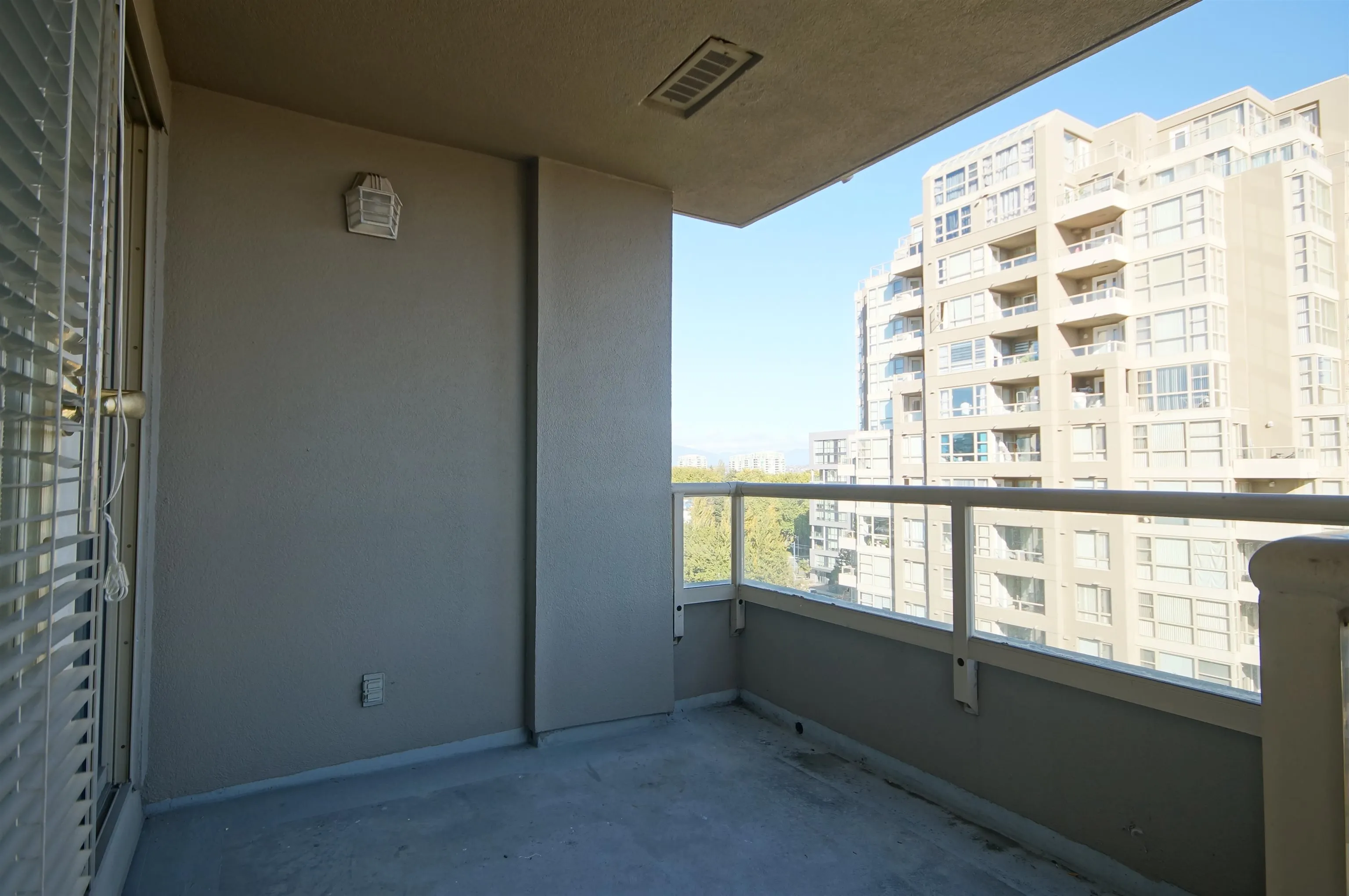8297 Saba Road #806