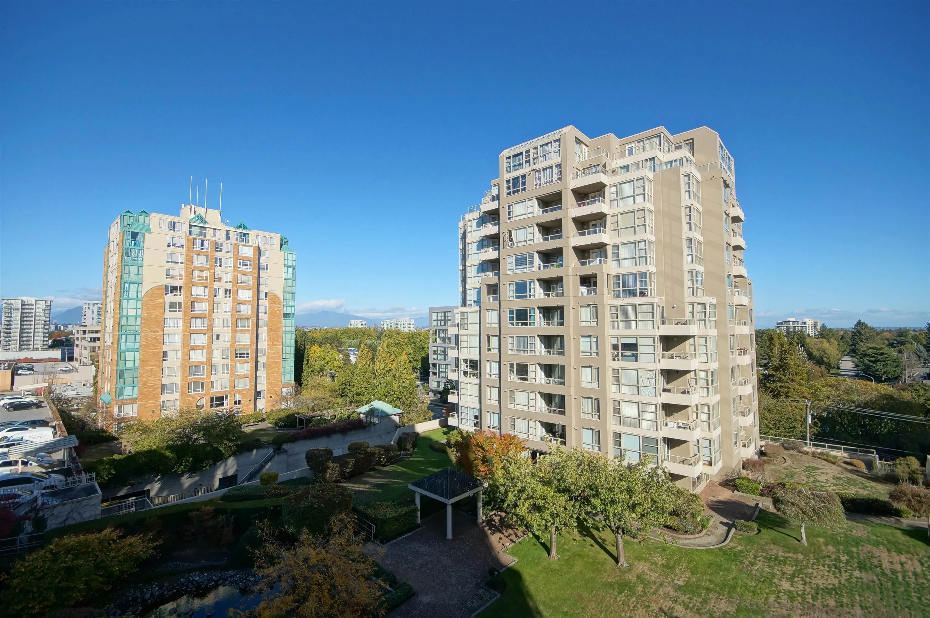 8297 Saba Road #806