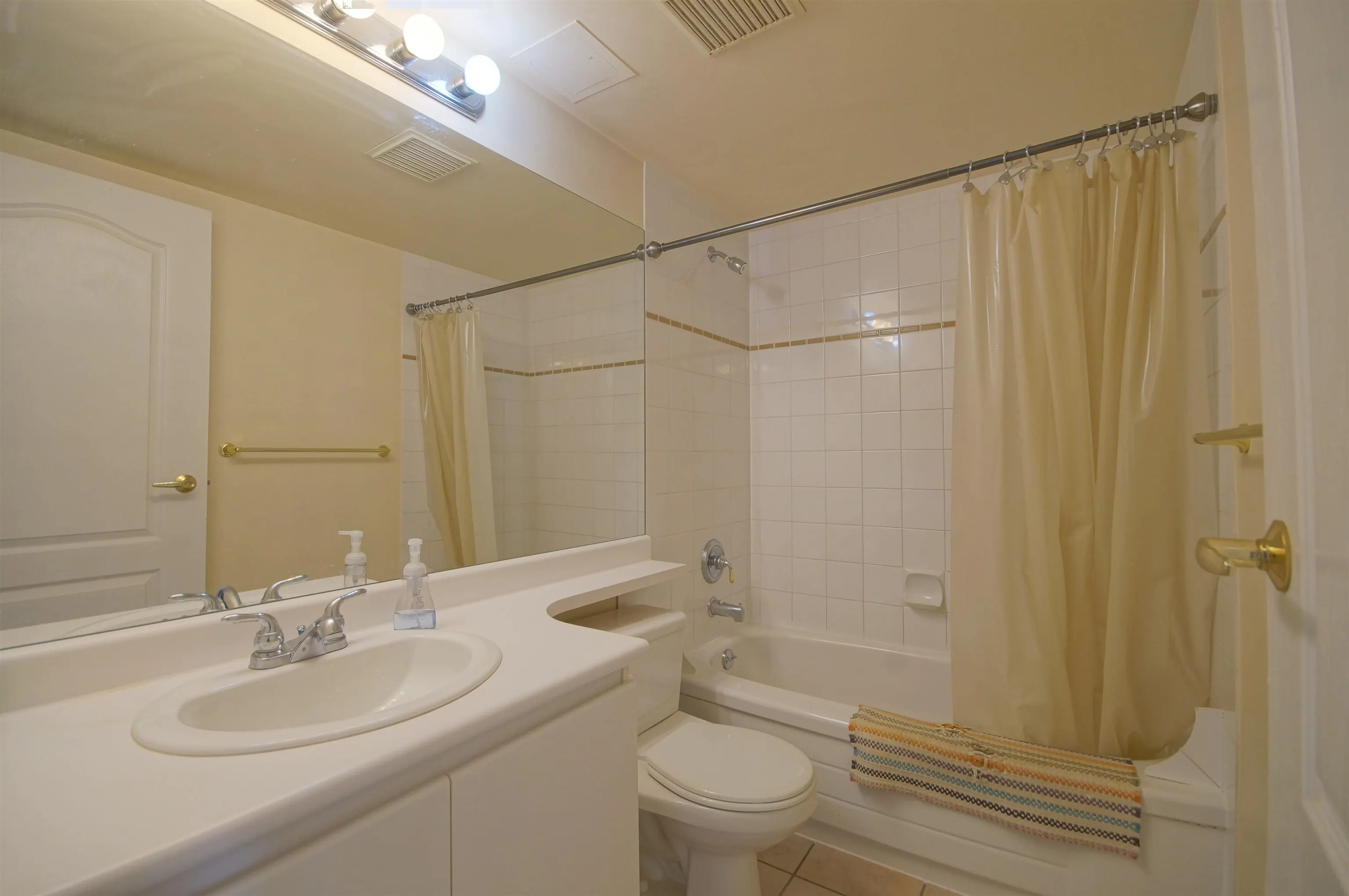 8297 Saba Road #806