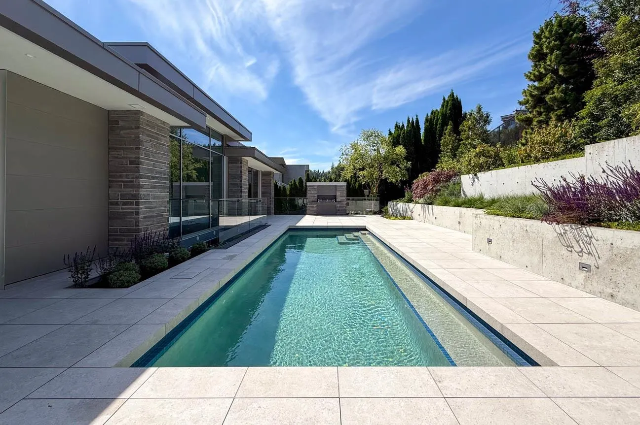 2390 Westhill Drive