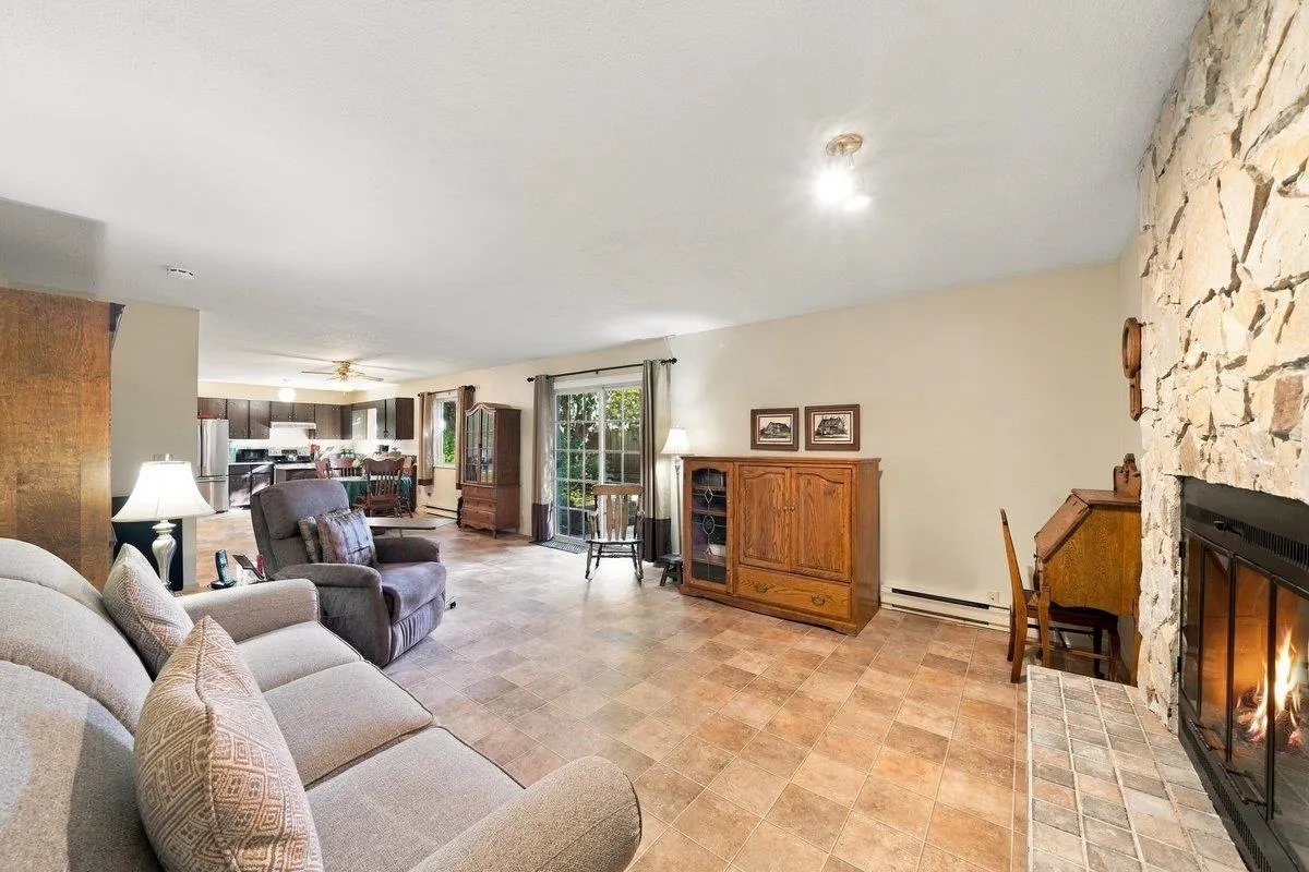 1117 Cornwall Drive