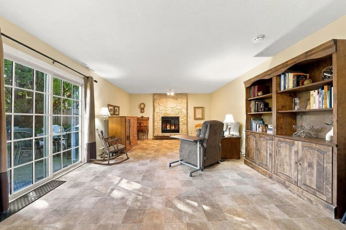 1117 Cornwall Drive