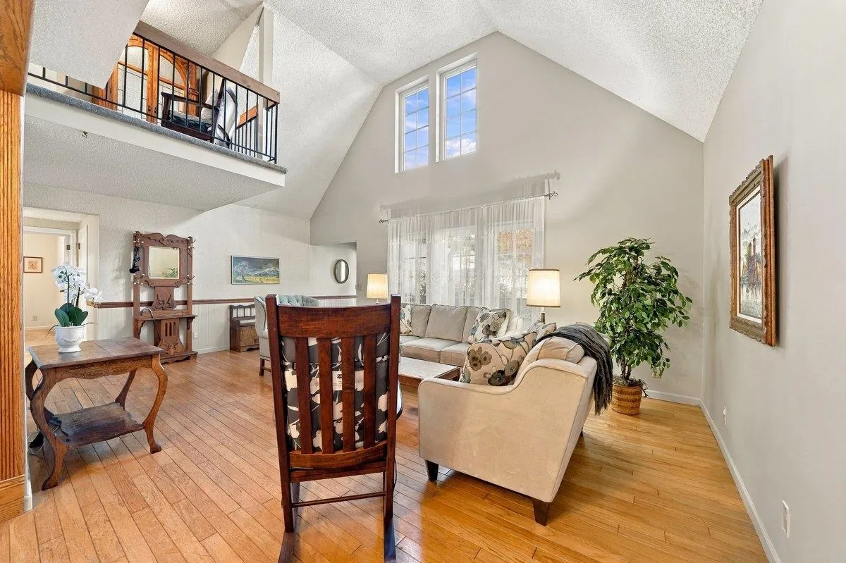 1117 Cornwall Drive
