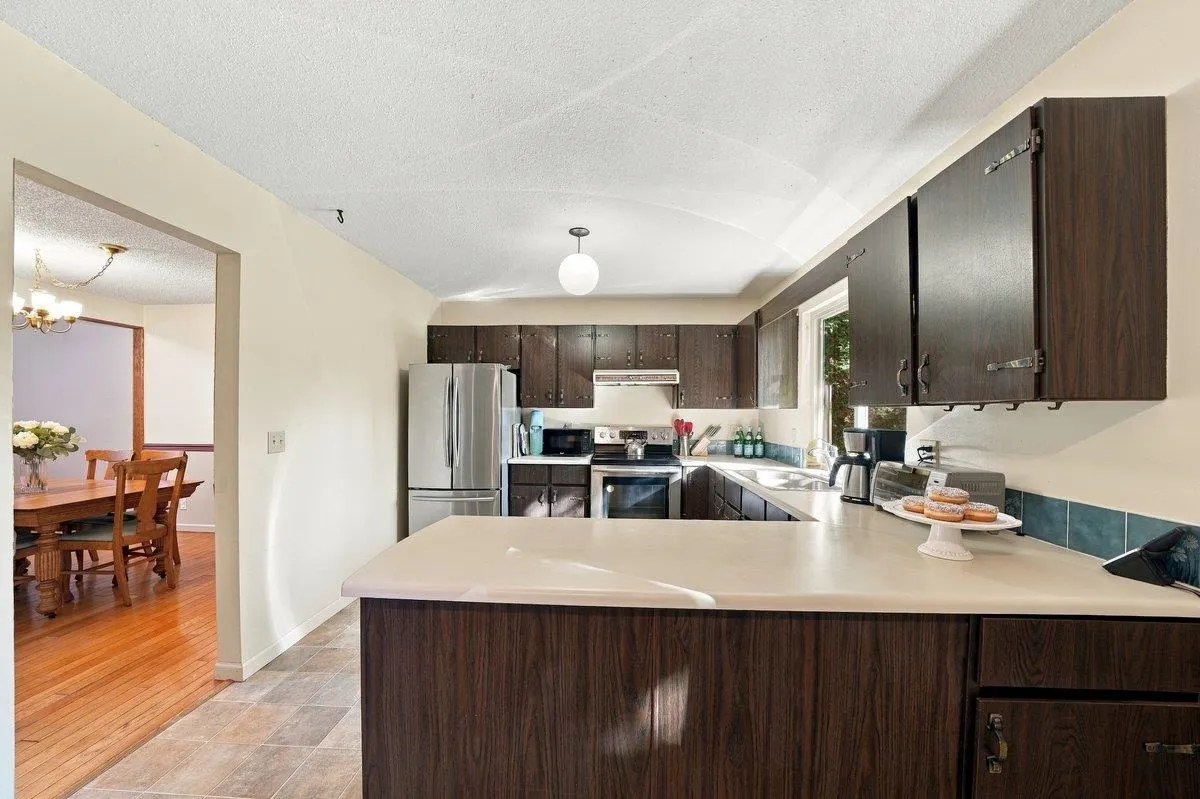 1117 Cornwall Drive
