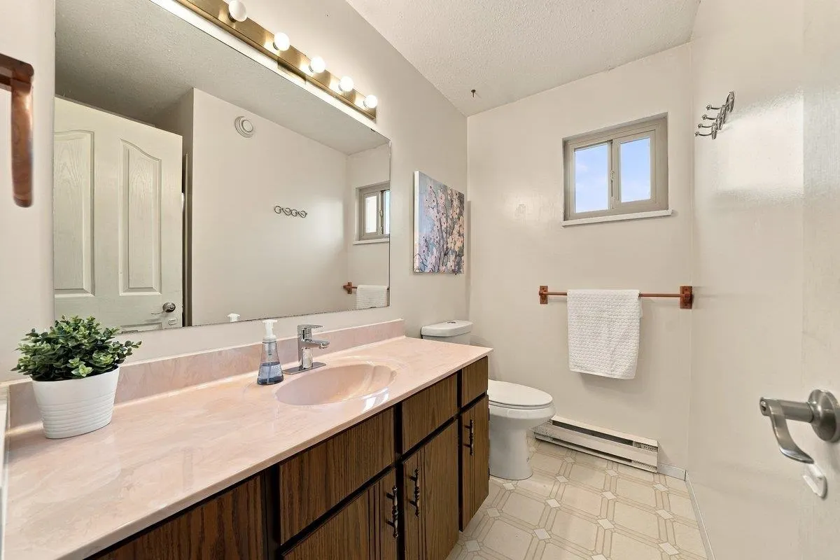 1117 Cornwall Drive