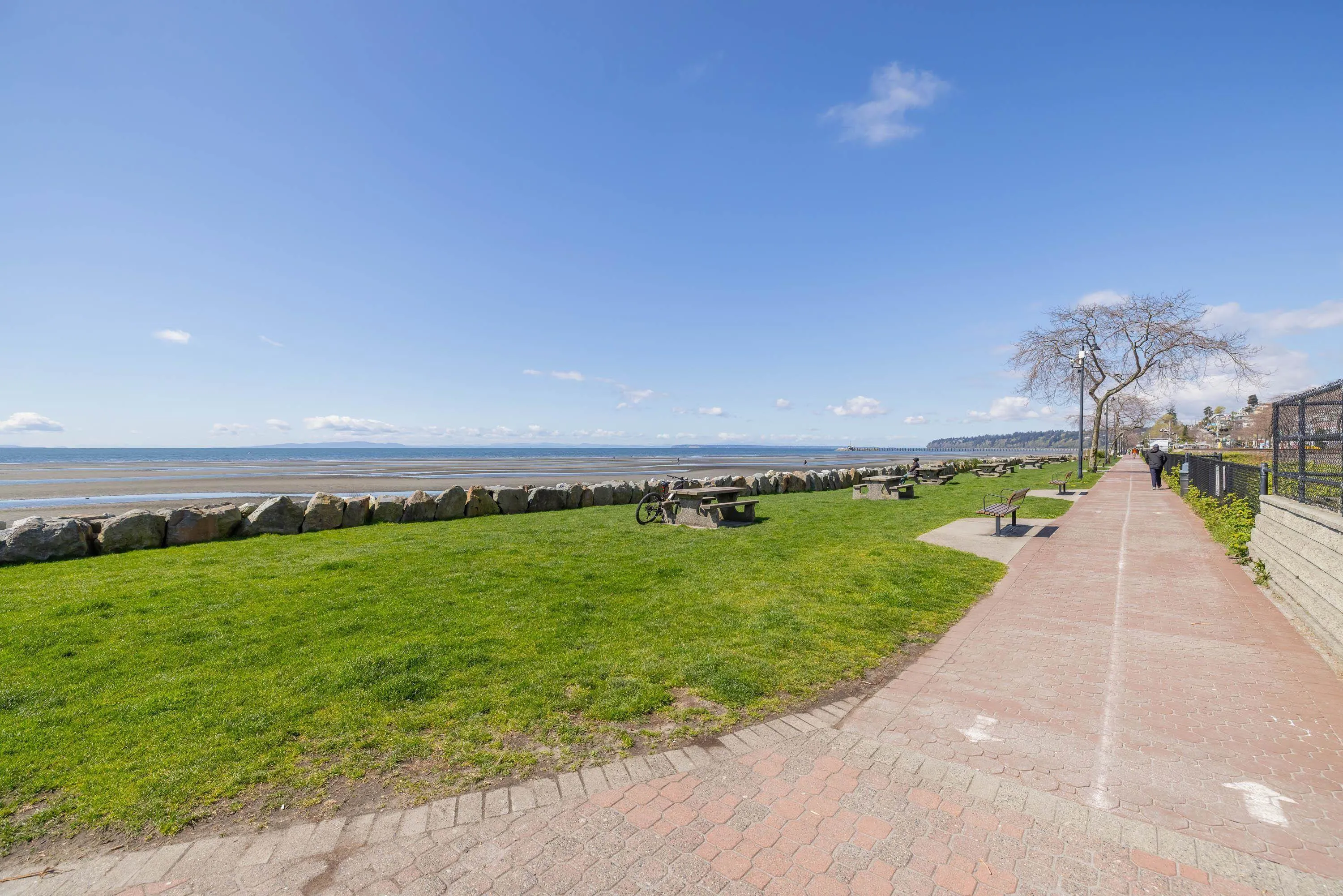 15621 Marine Drive #203
