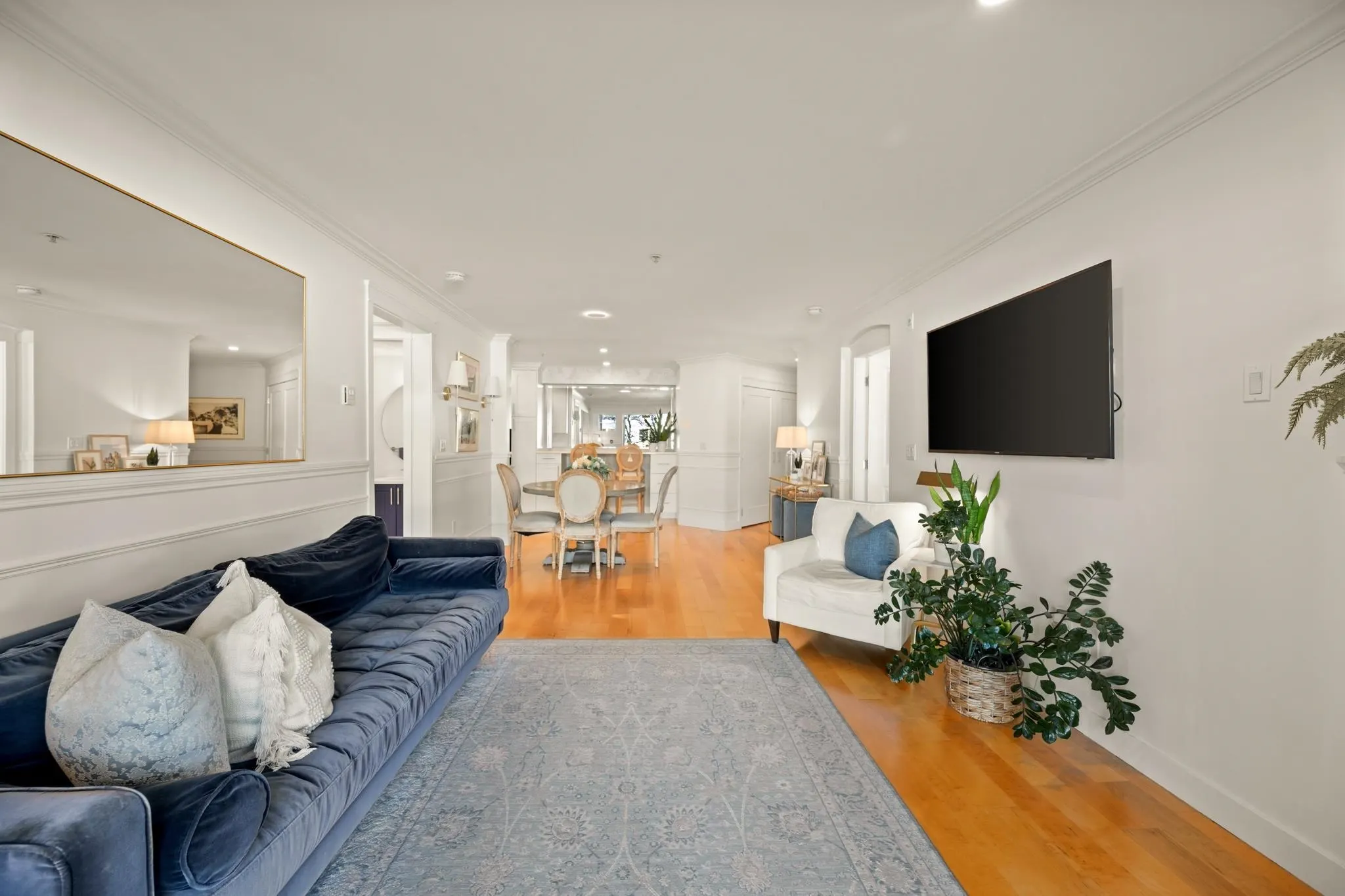 15621 Marine Drive #203